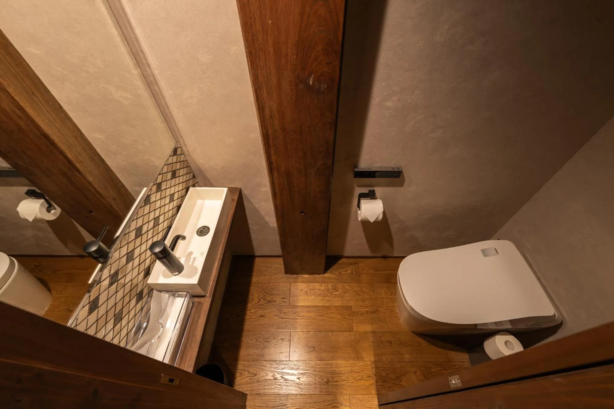 Toilet in PAYSAGE MORIGUCHI