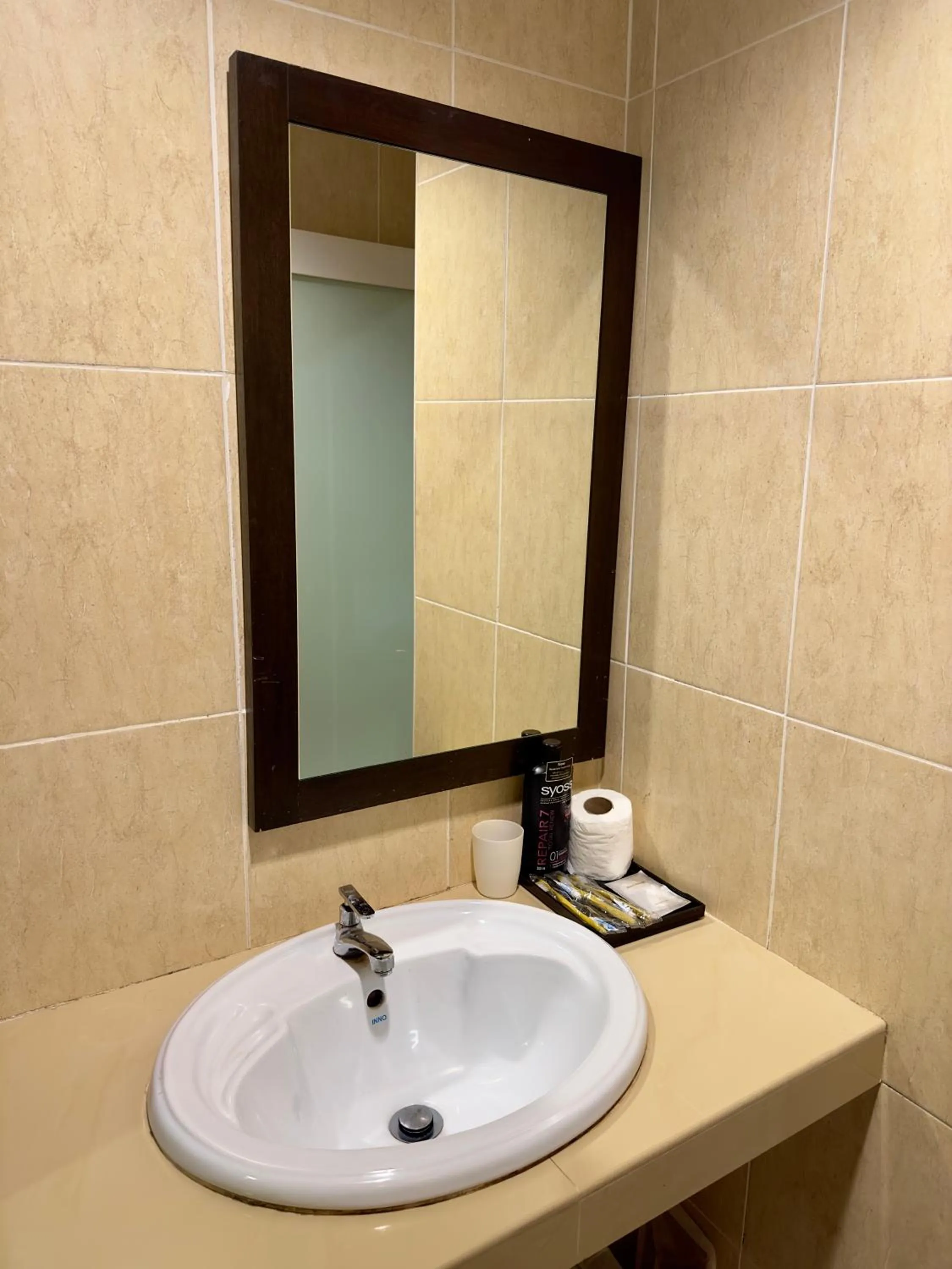 Toilet in Suan Bee Hotel@Sutera