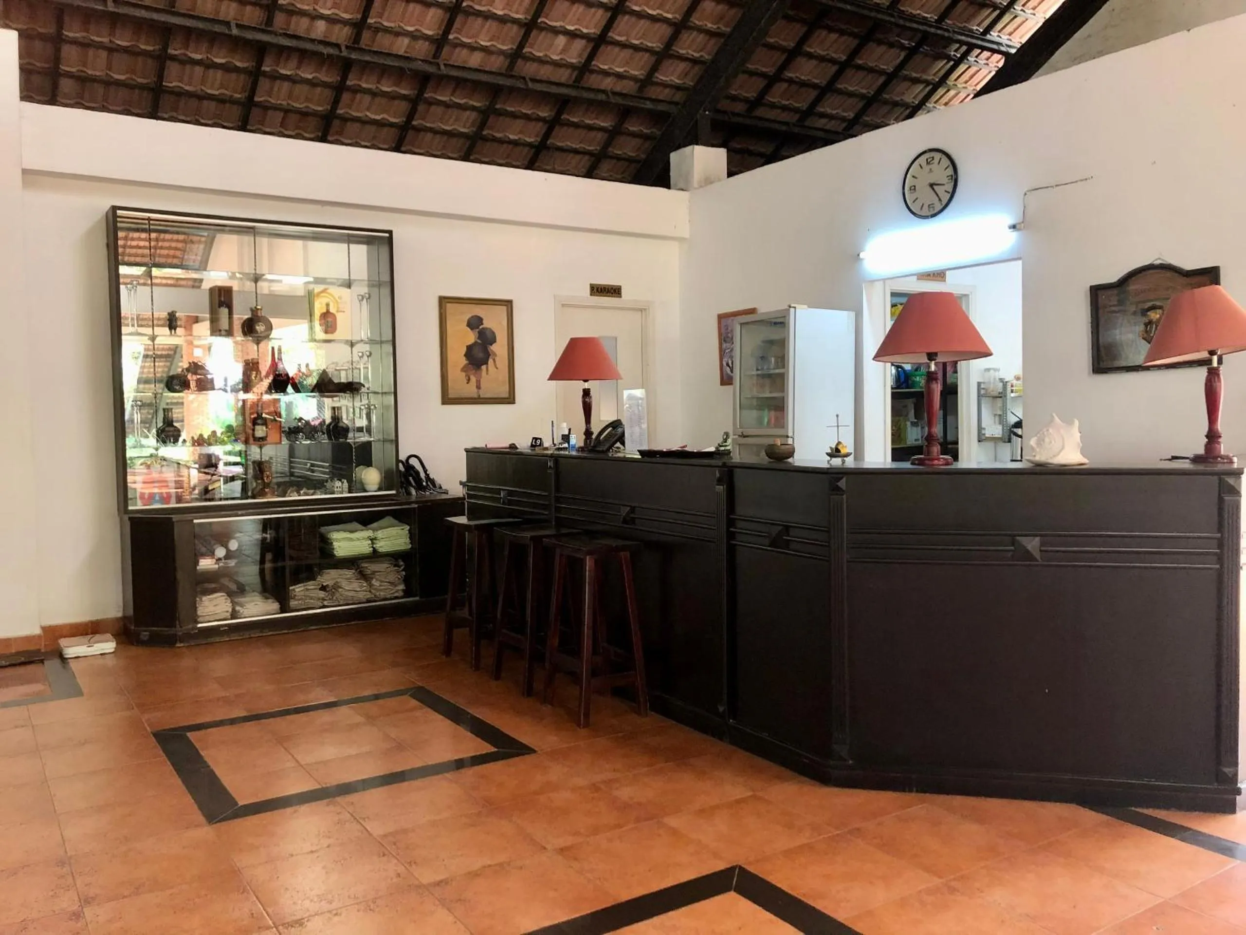 oven in Les Hameaux de l'Orient