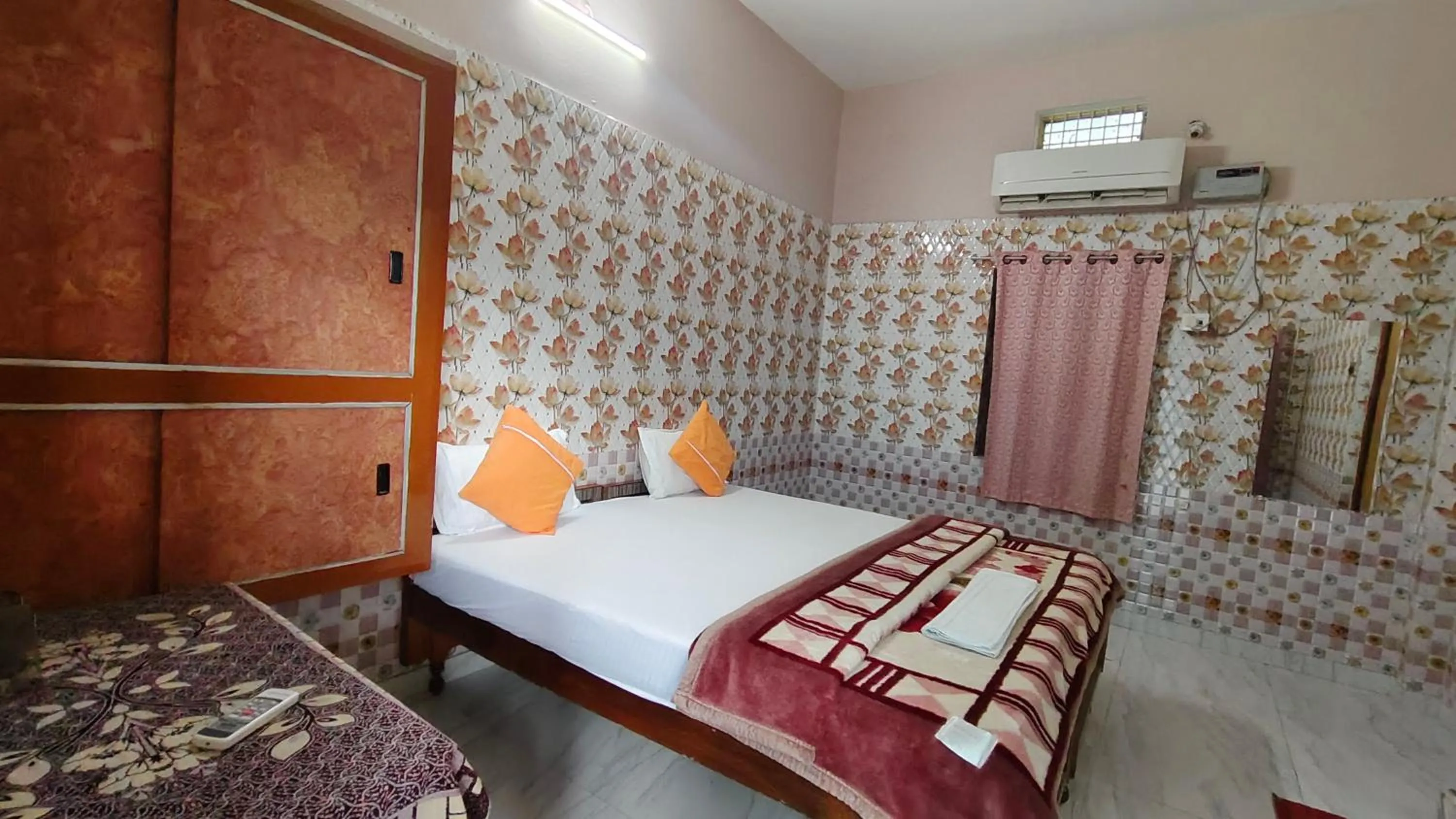 Bedroom, Bed in Sri Yoga Mandir