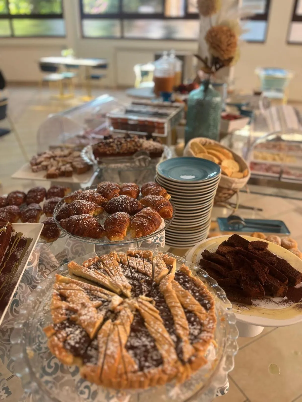 Breakfast in Hotel Eden