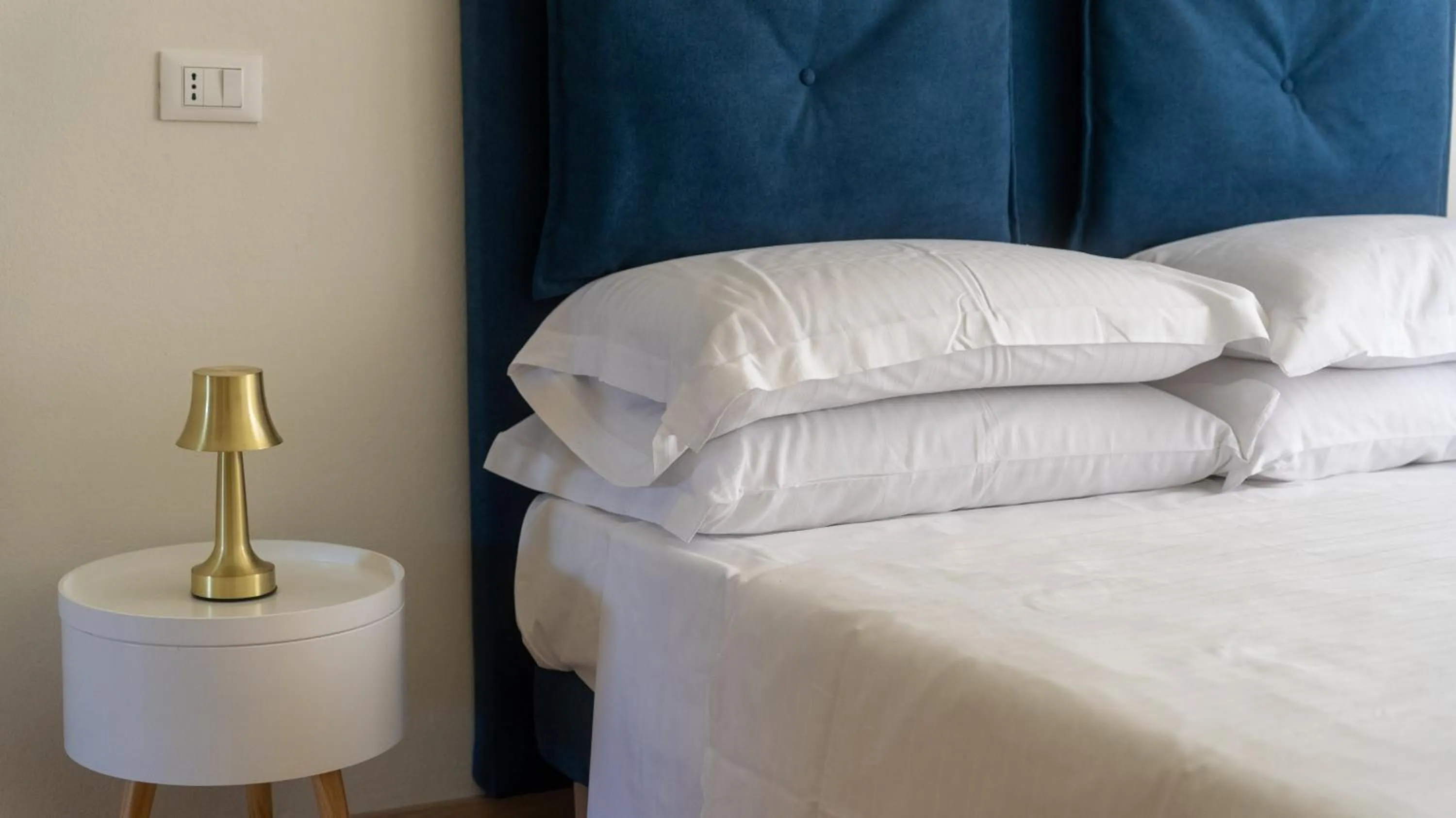 Decorative detail, Bed in Hotel Eden