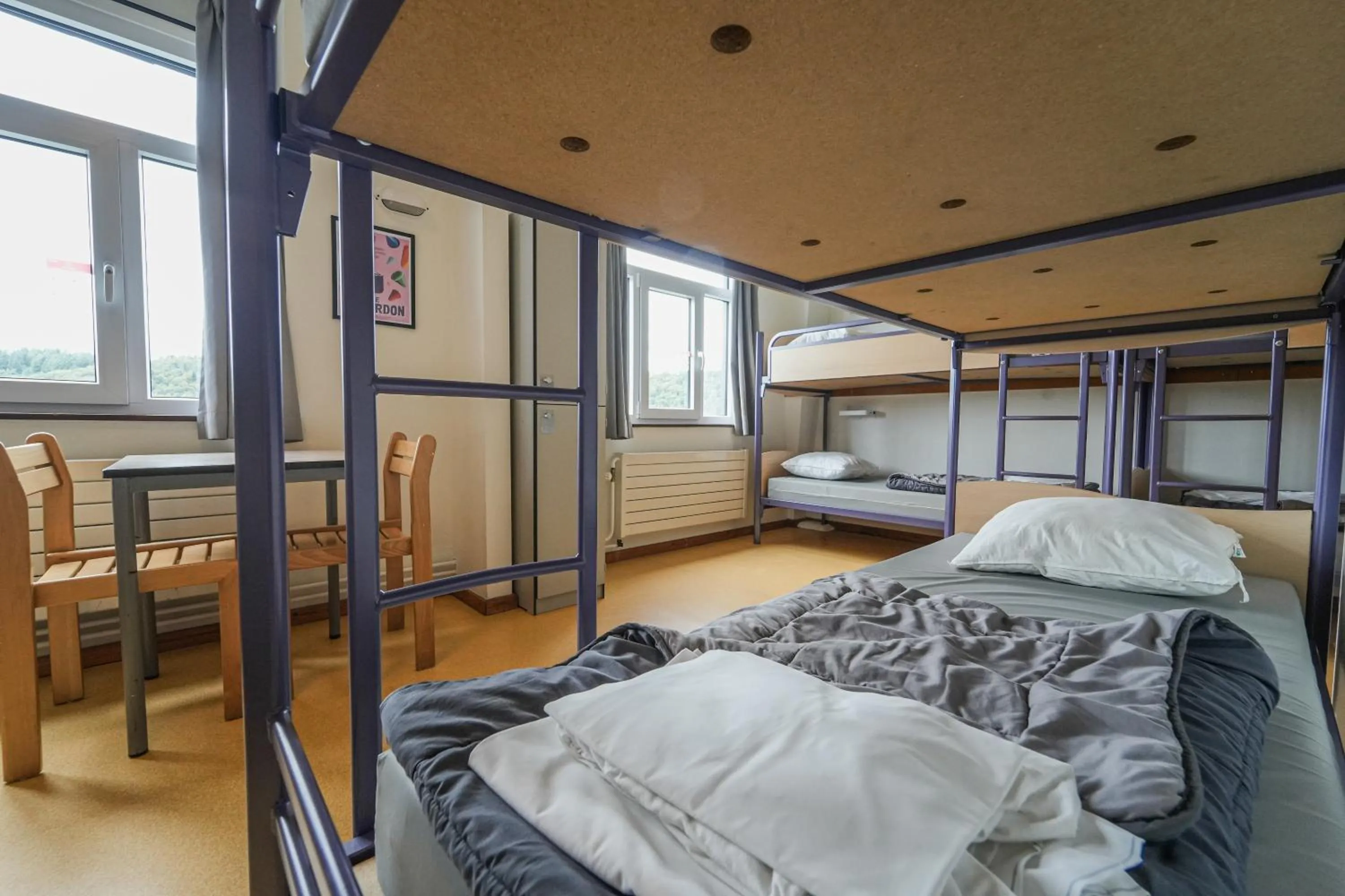 bunk bed, Bed in Auberge de Jeunesse de Bouillon