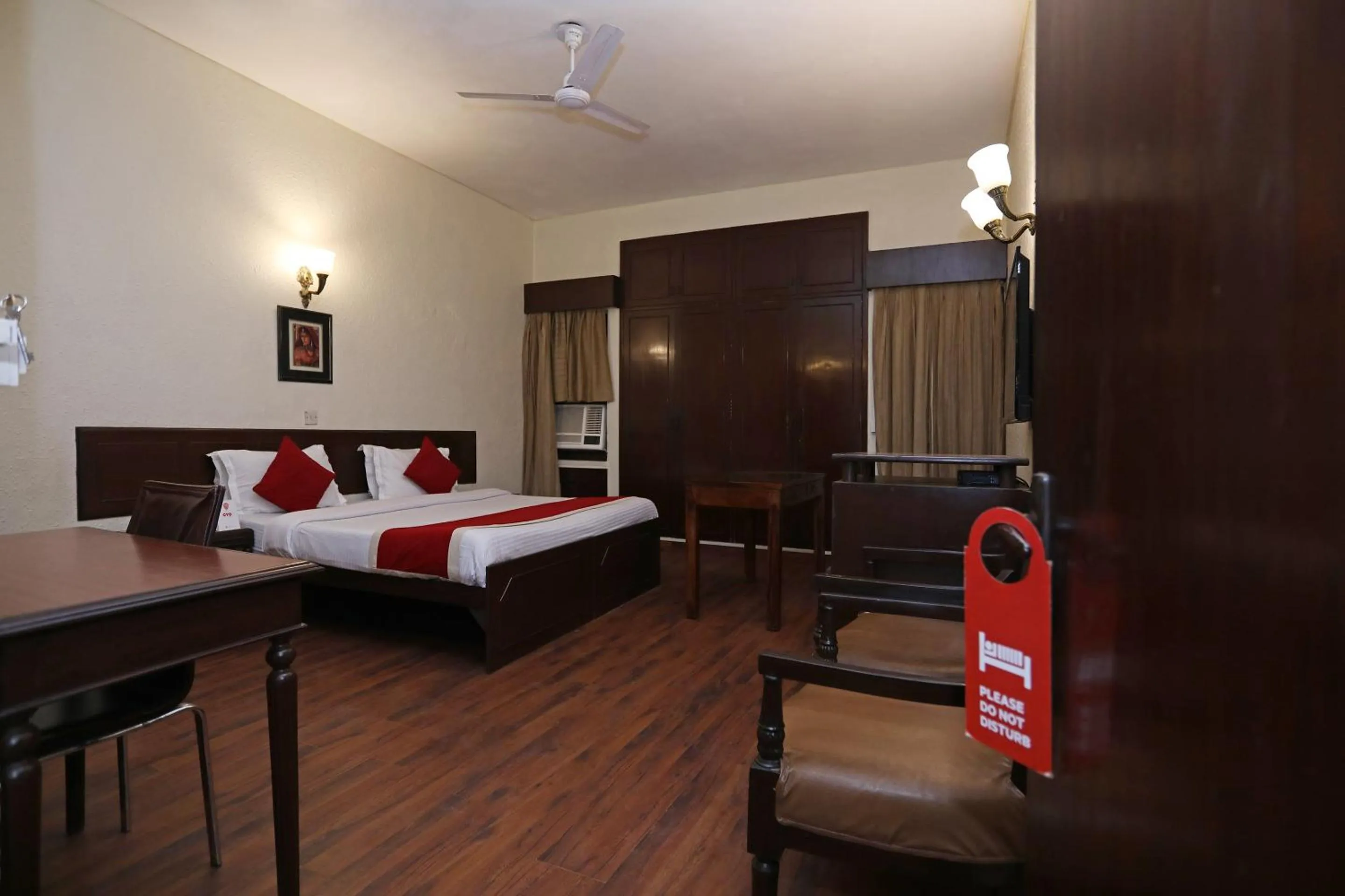 Bedroom, Bed in Super Collection O Hamilton Hotel