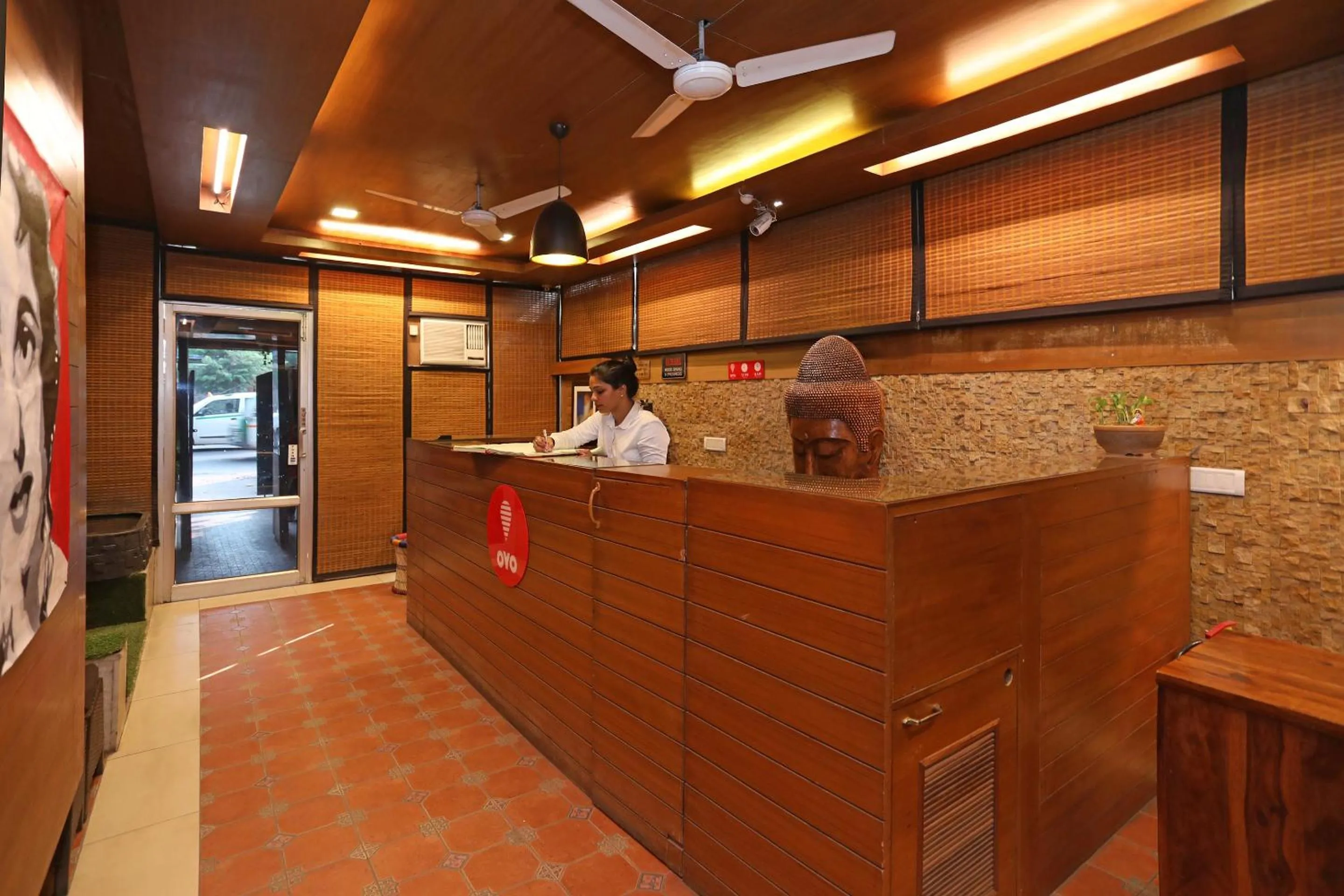 Lobby or reception in Super Collection O Hamilton Hotel