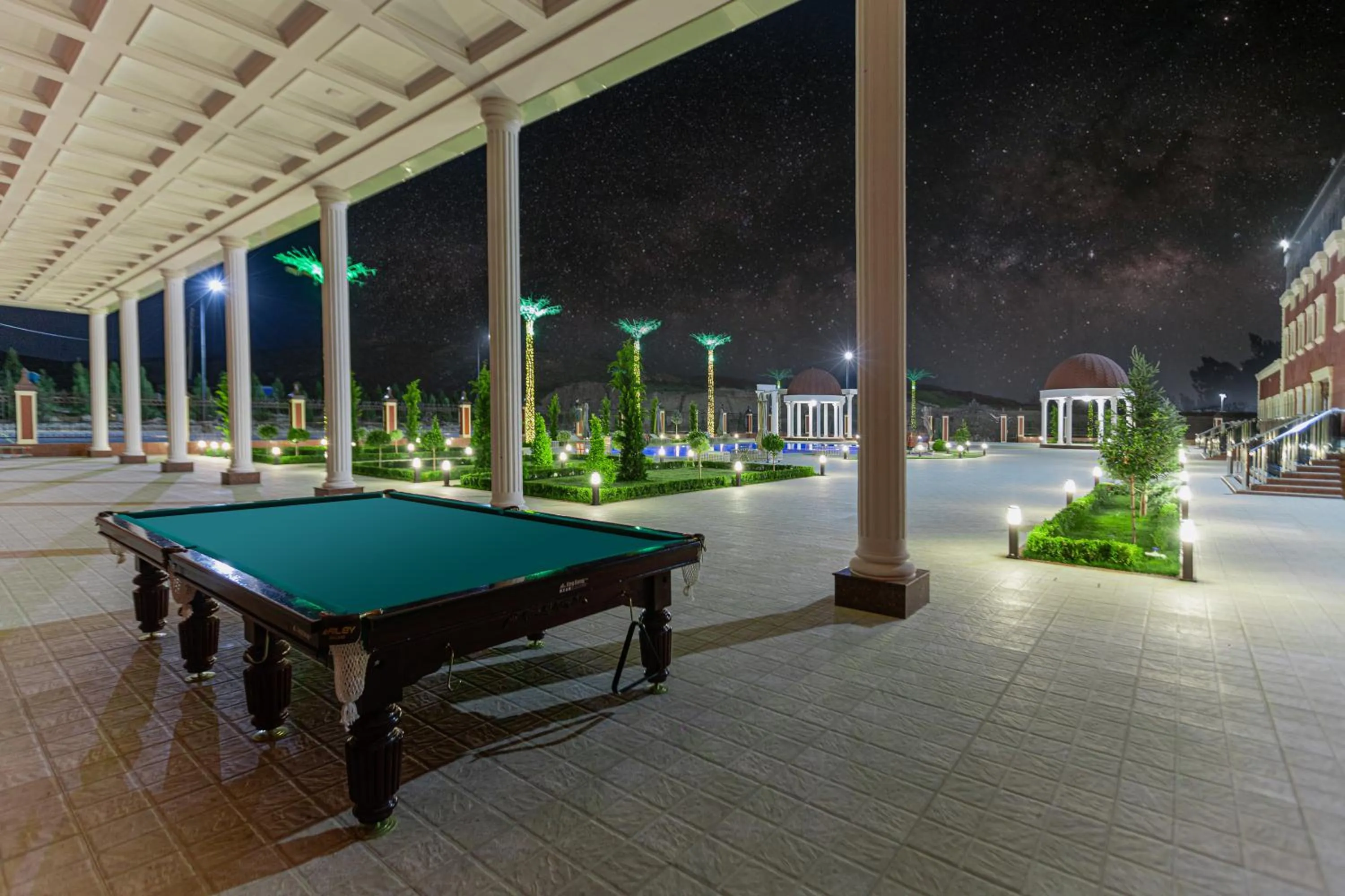 Night in HOTEL SULTAN PALACE