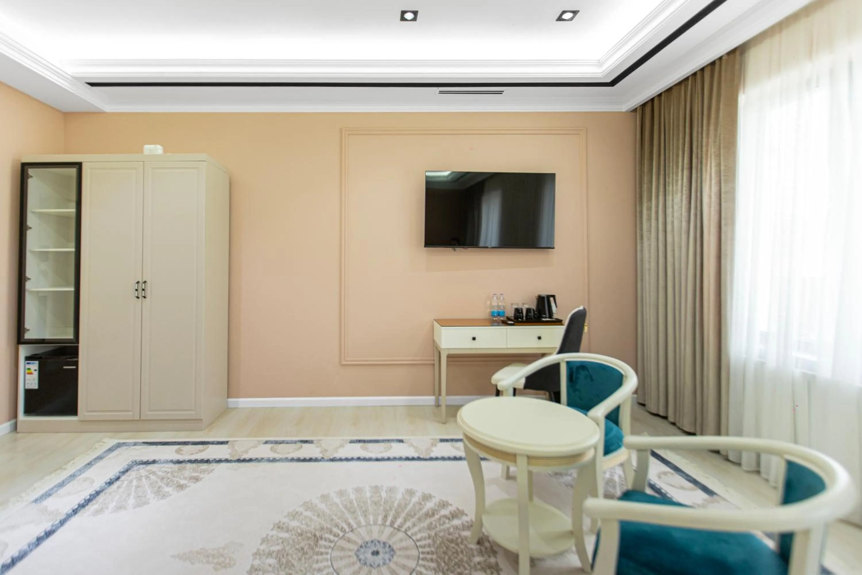 TV and multimedia in HOTEL SULTAN PALACE