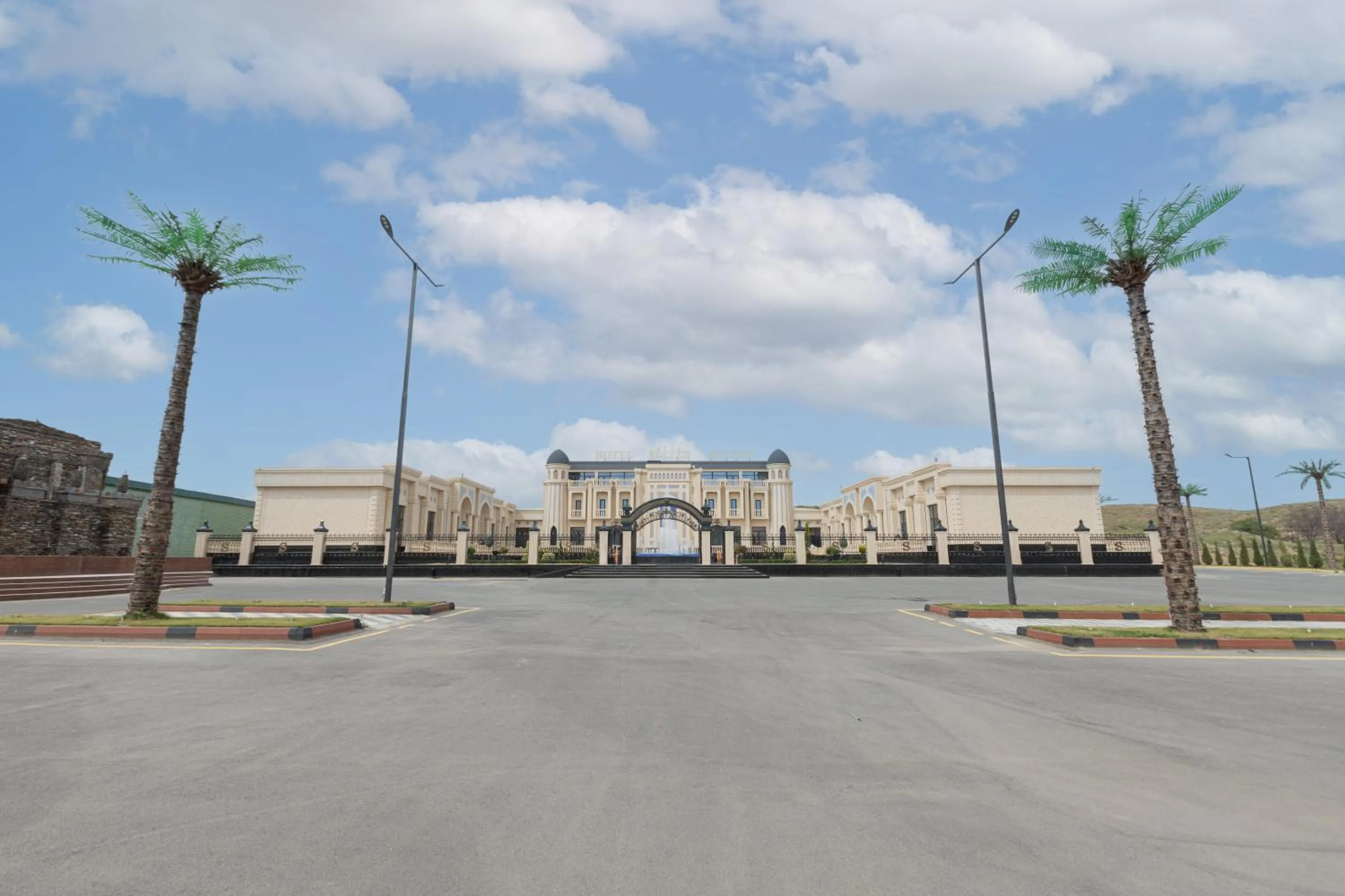 Property building in HOTEL SULTAN PALACE