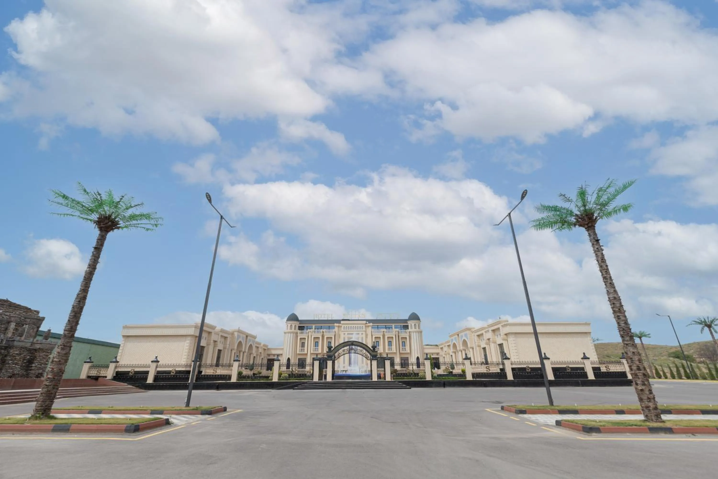 Day in HOTEL SULTAN PALACE