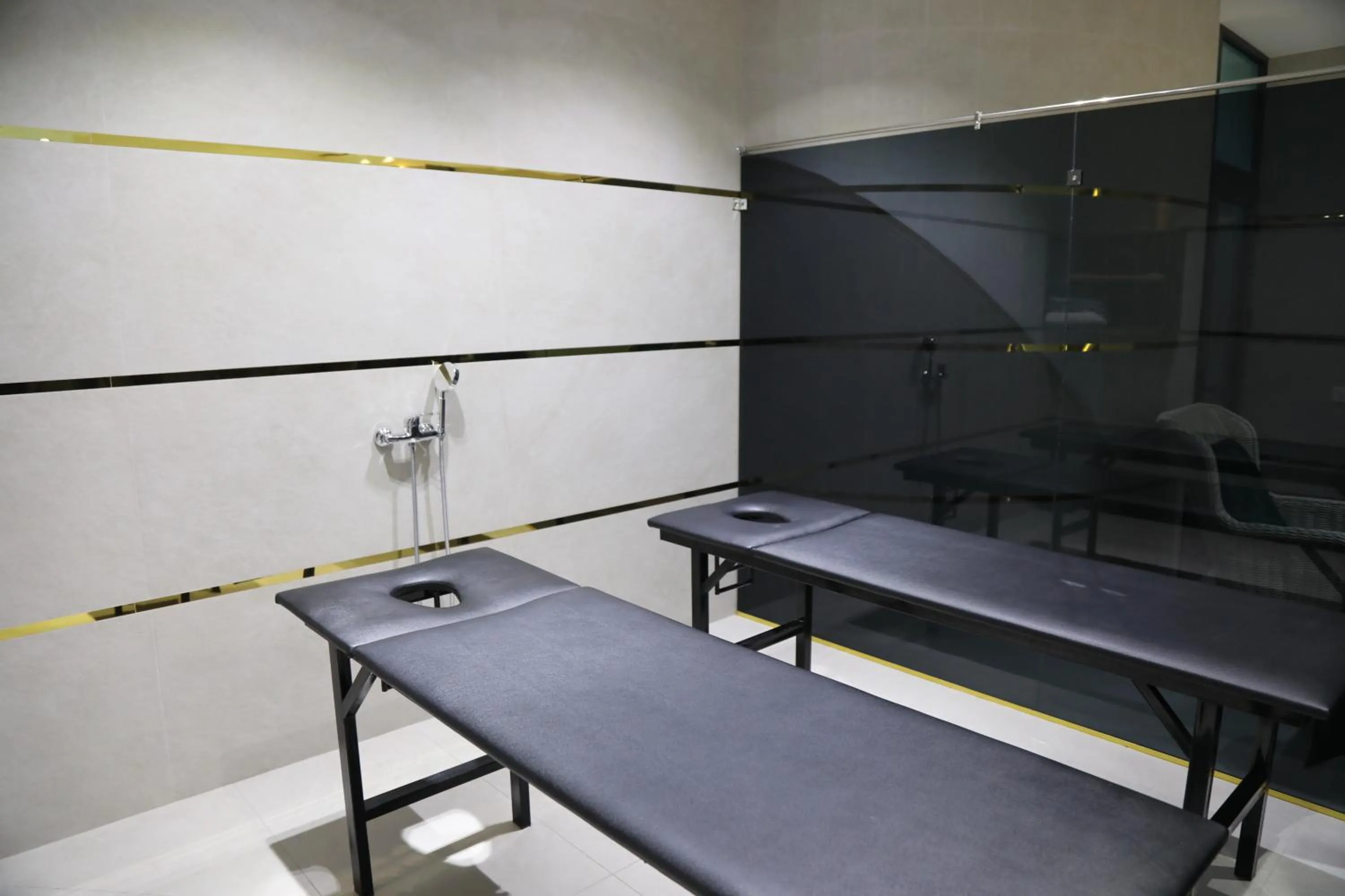 Massage in HOTEL SULTAN PALACE