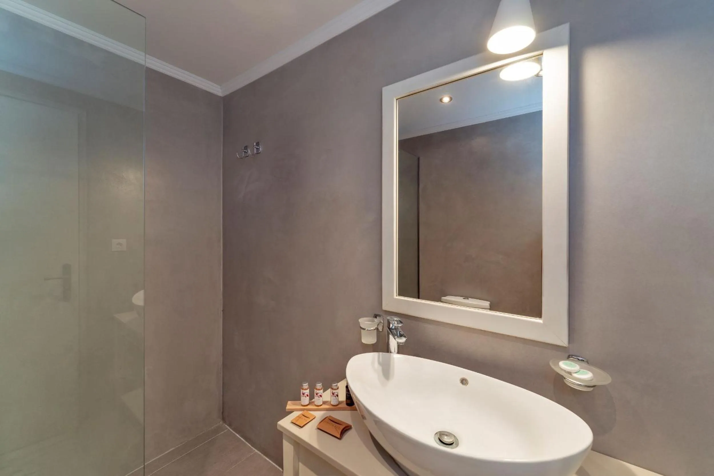 Shower in Beach Break Rhodes