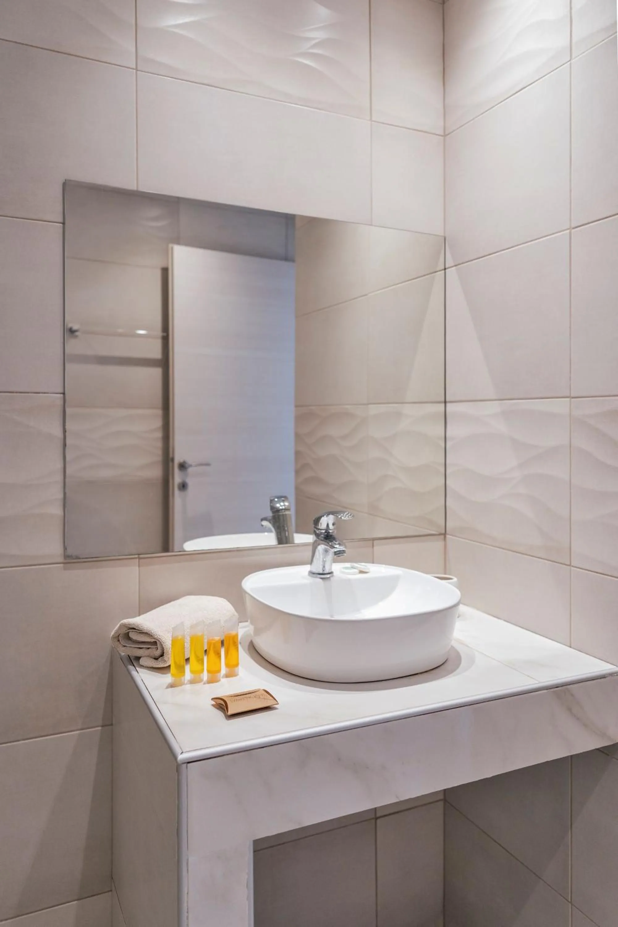 Bathroom in Beach Break Rhodes