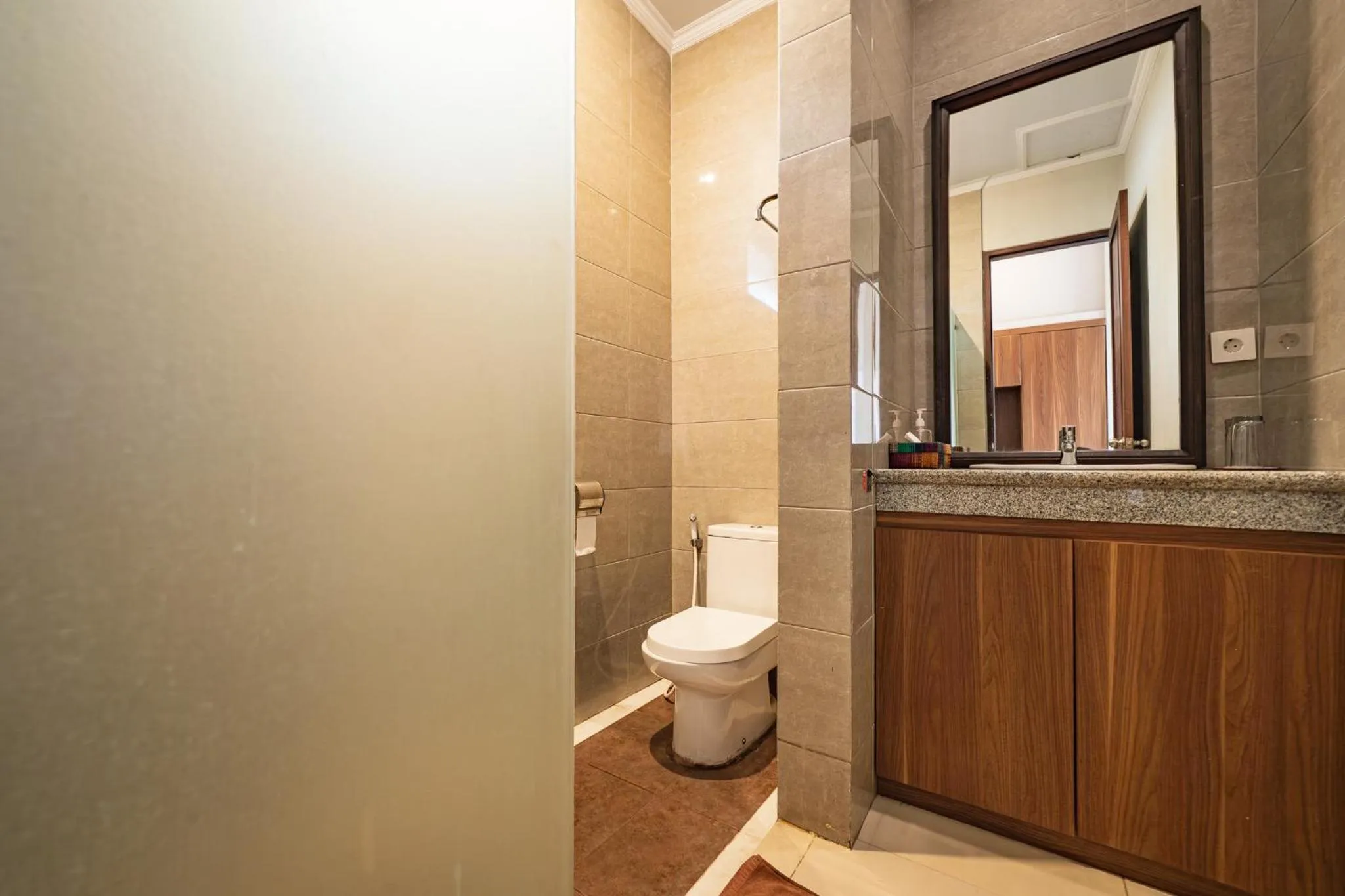 Shower in U Tube Hotel