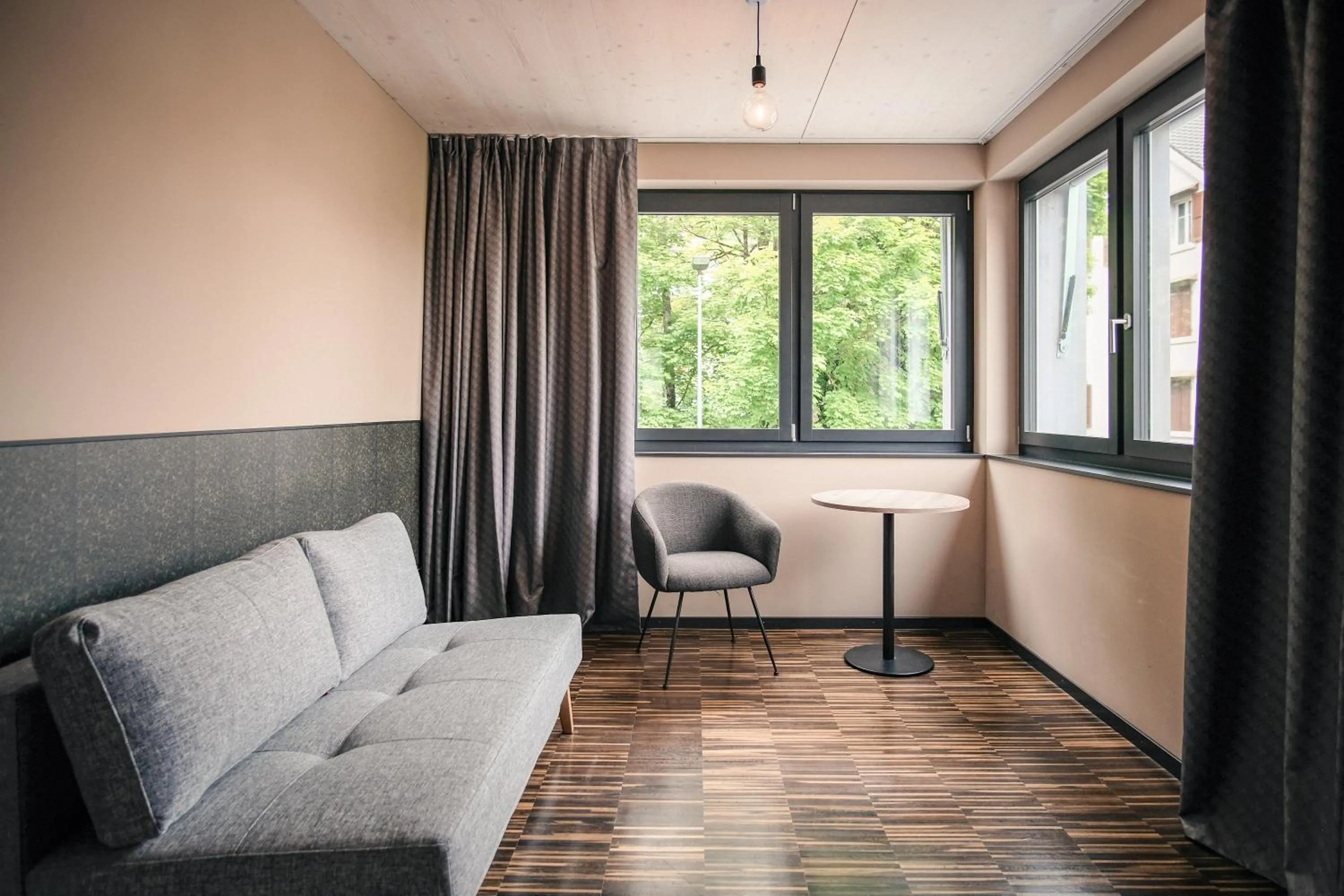 Seating area in Hota Hotel Saint-Imier