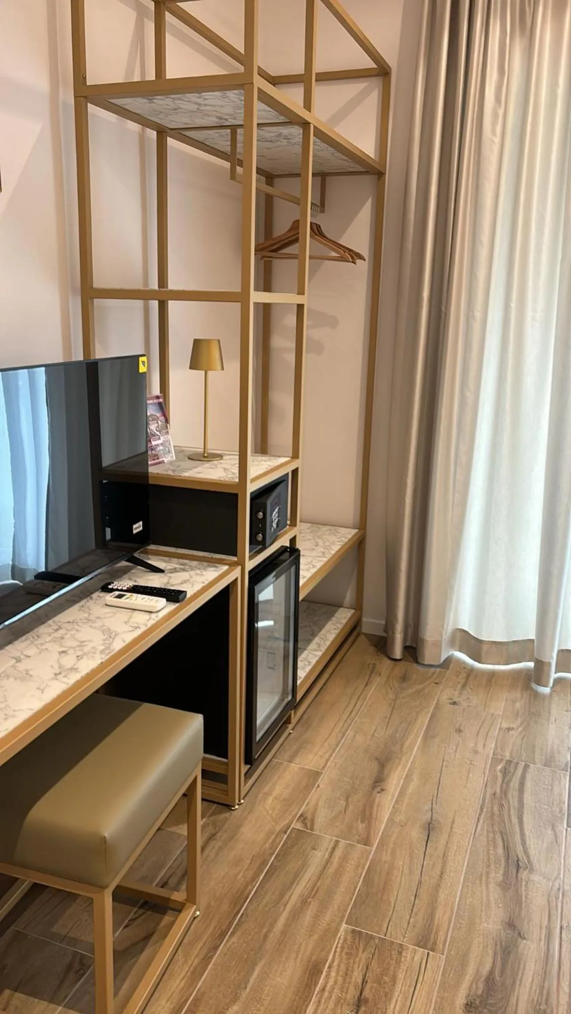 TV and multimedia in Romi Suite