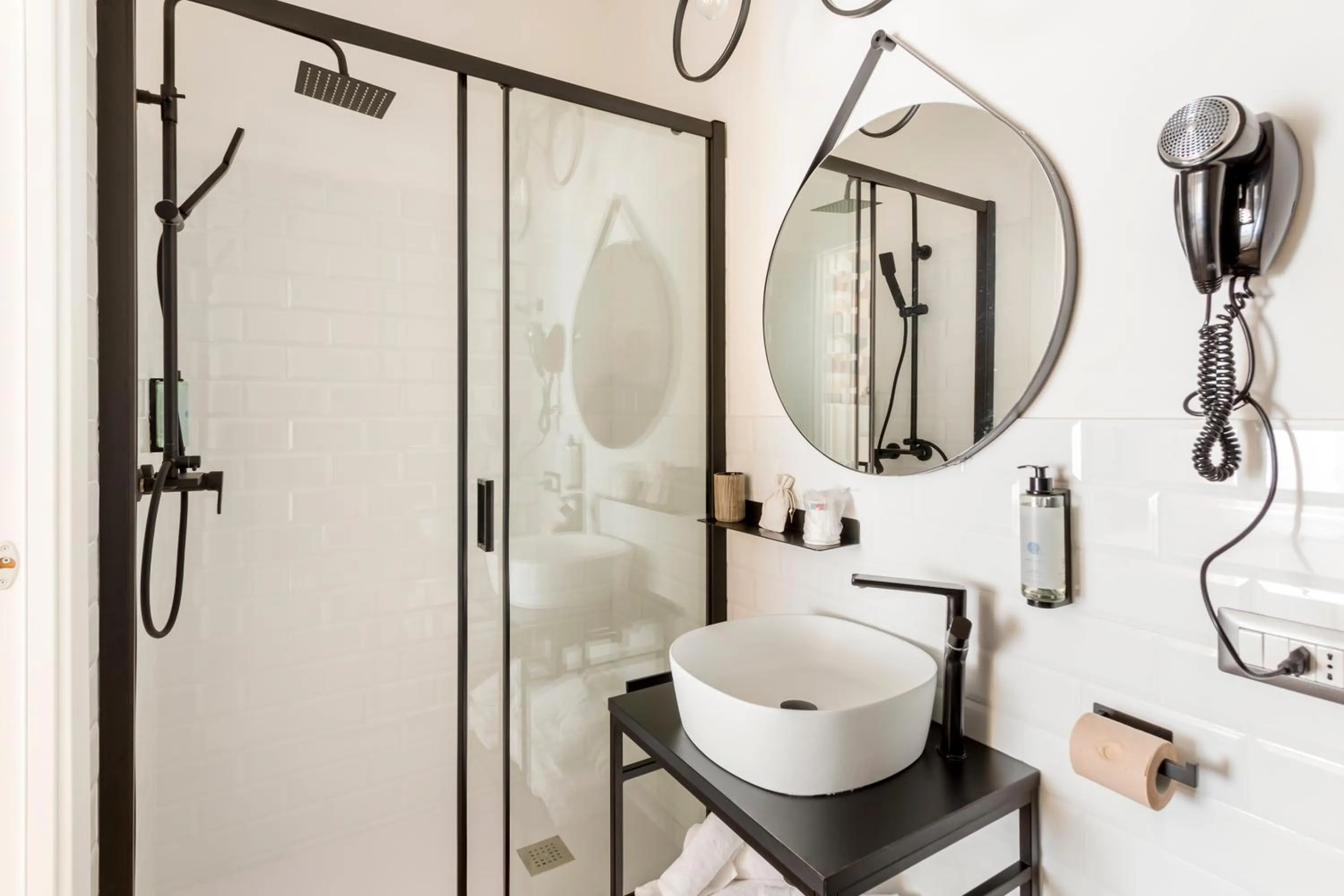 Bathroom in Romi Suite