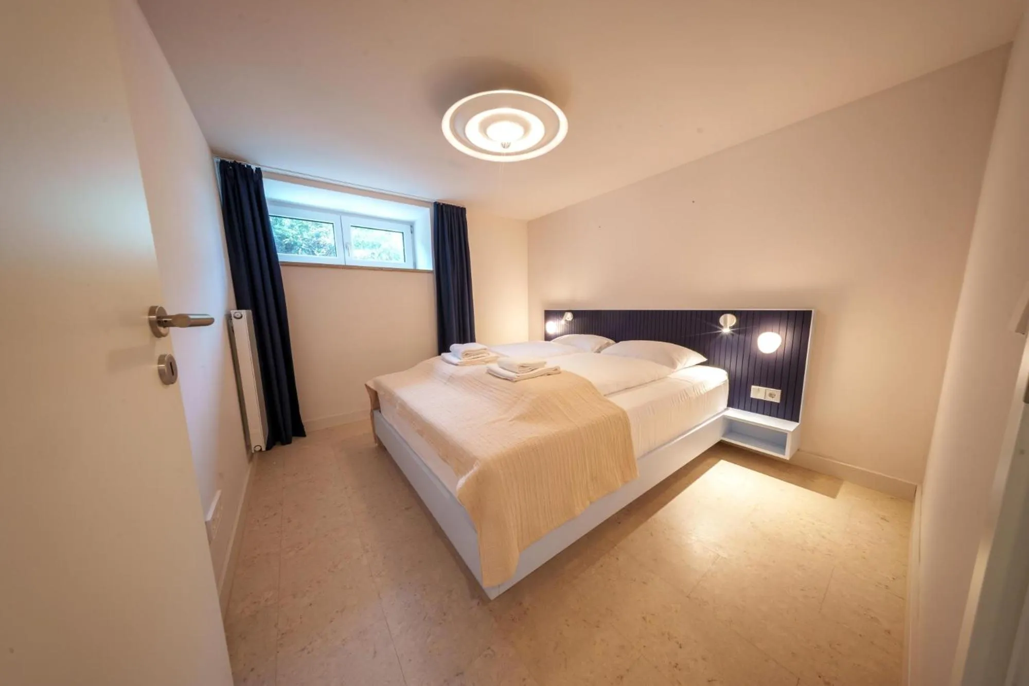 Photo of the whole room, Bed in stuub schluchsee