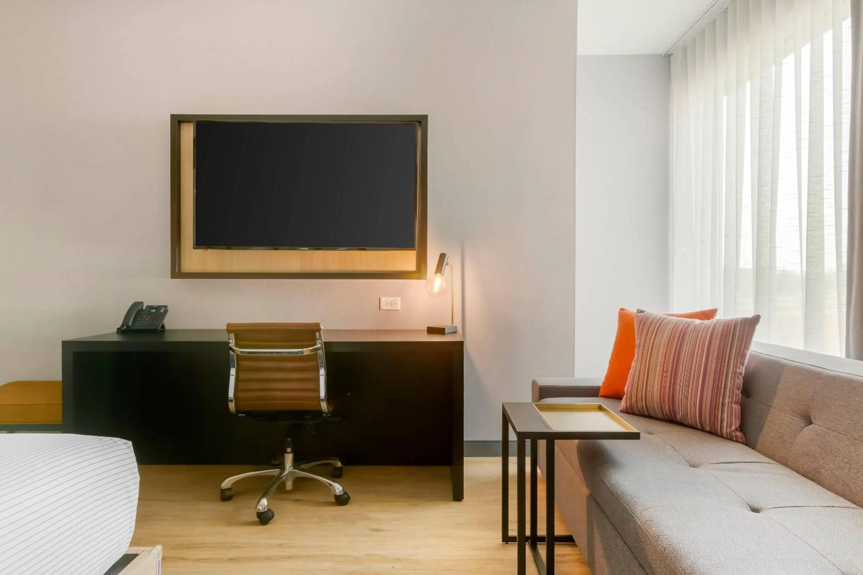 Bedroom, Bed in Cambria Hotel Spokane Airport