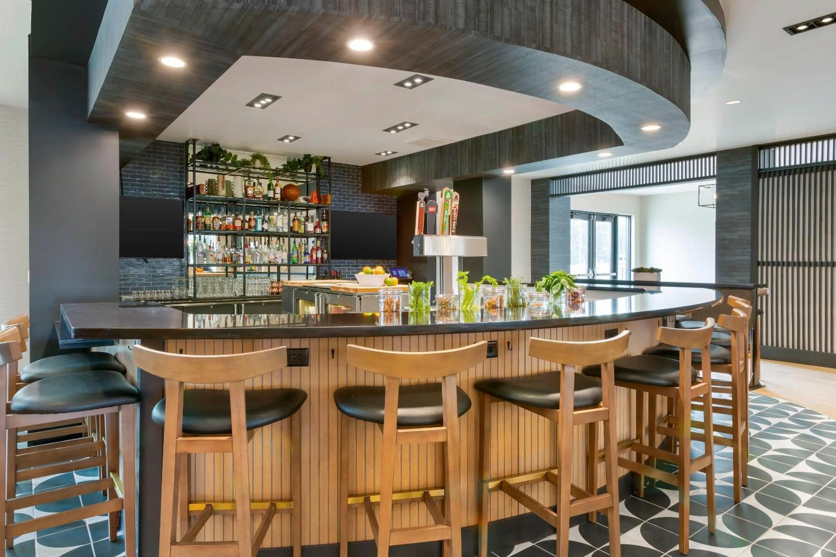 Lounge or bar in Cambria Hotel Spokane Airport