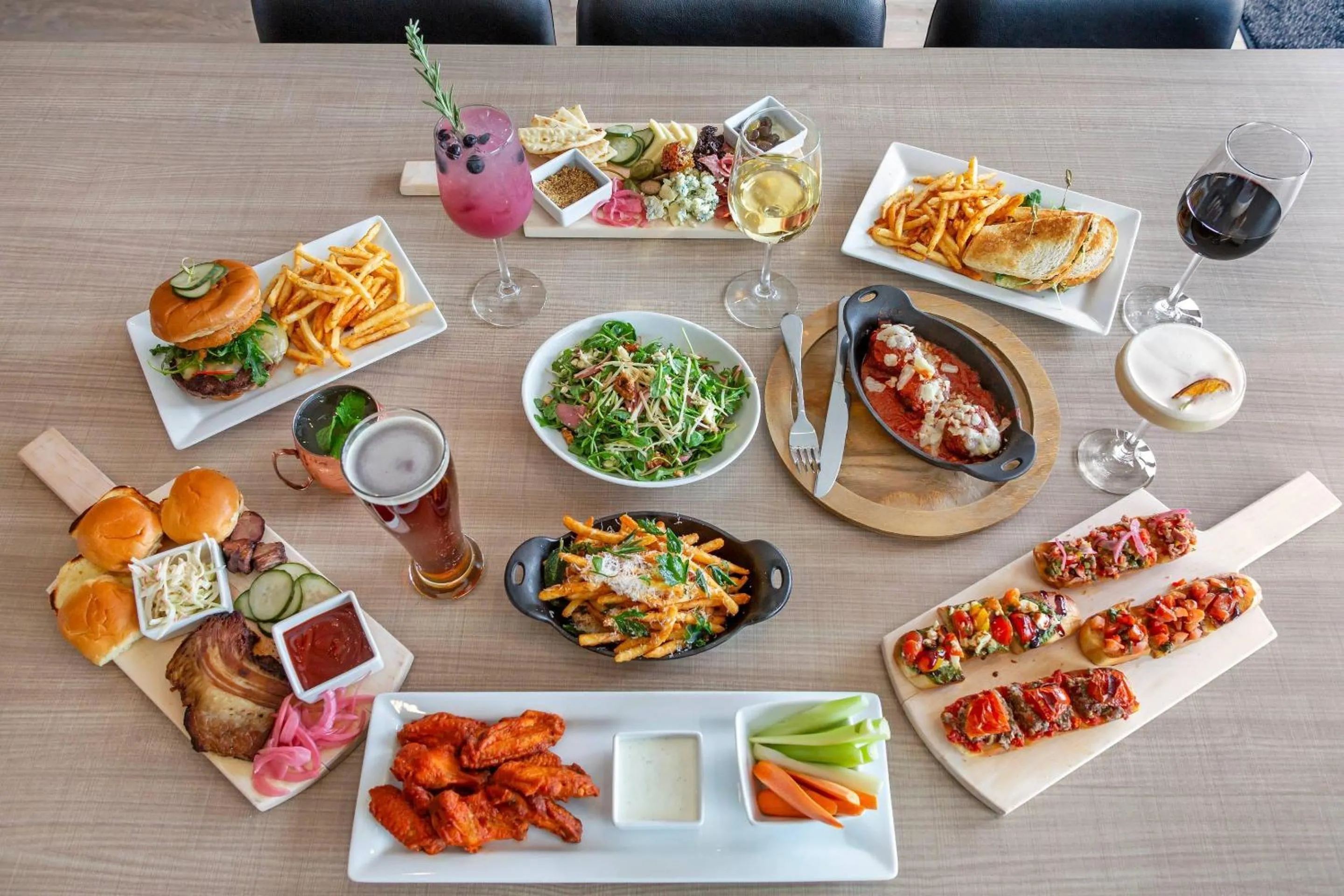 Restaurant/places to eat in Cambria Hotel Spokane Airport