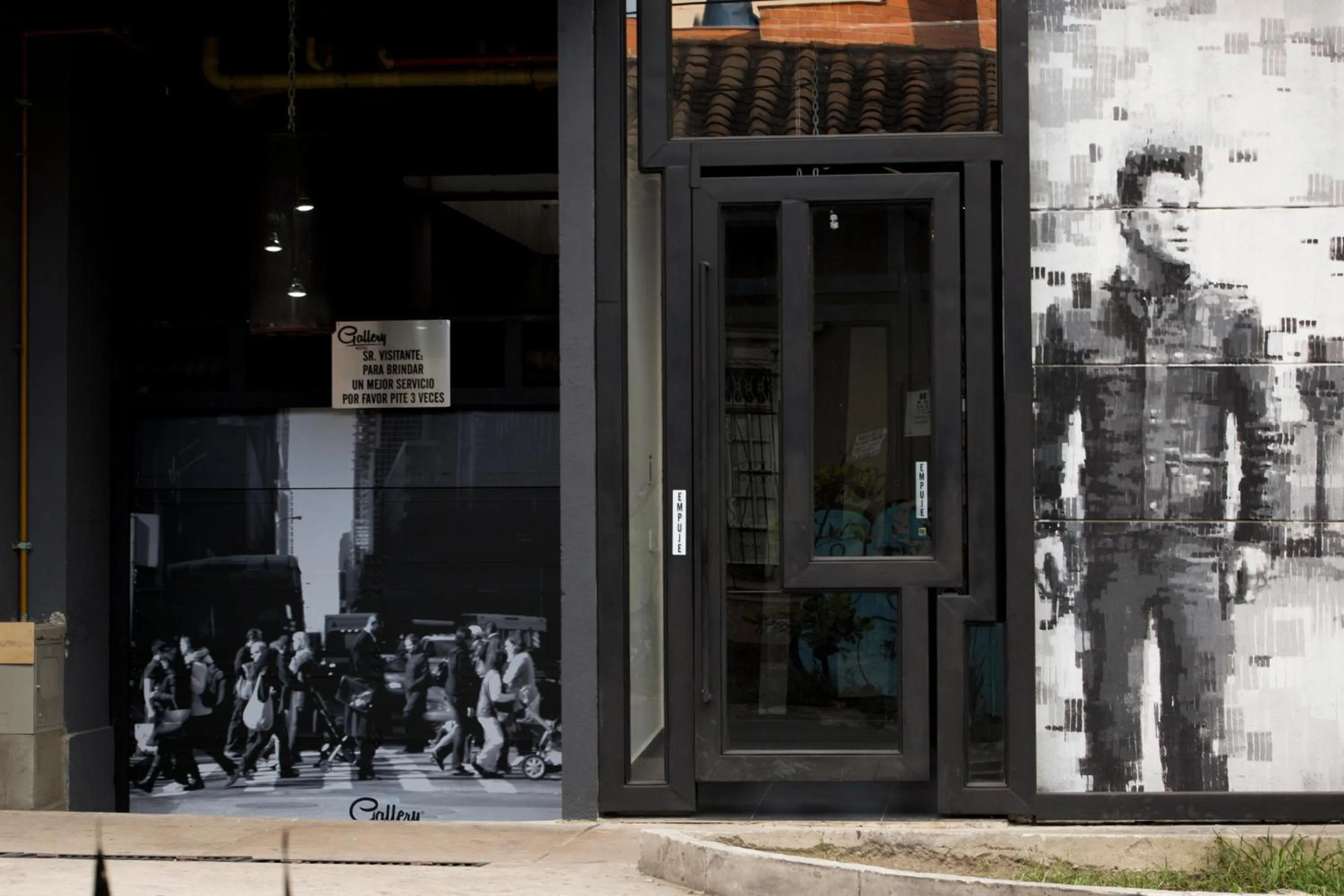 Facade/entrance in Hotel Galeria Medellin