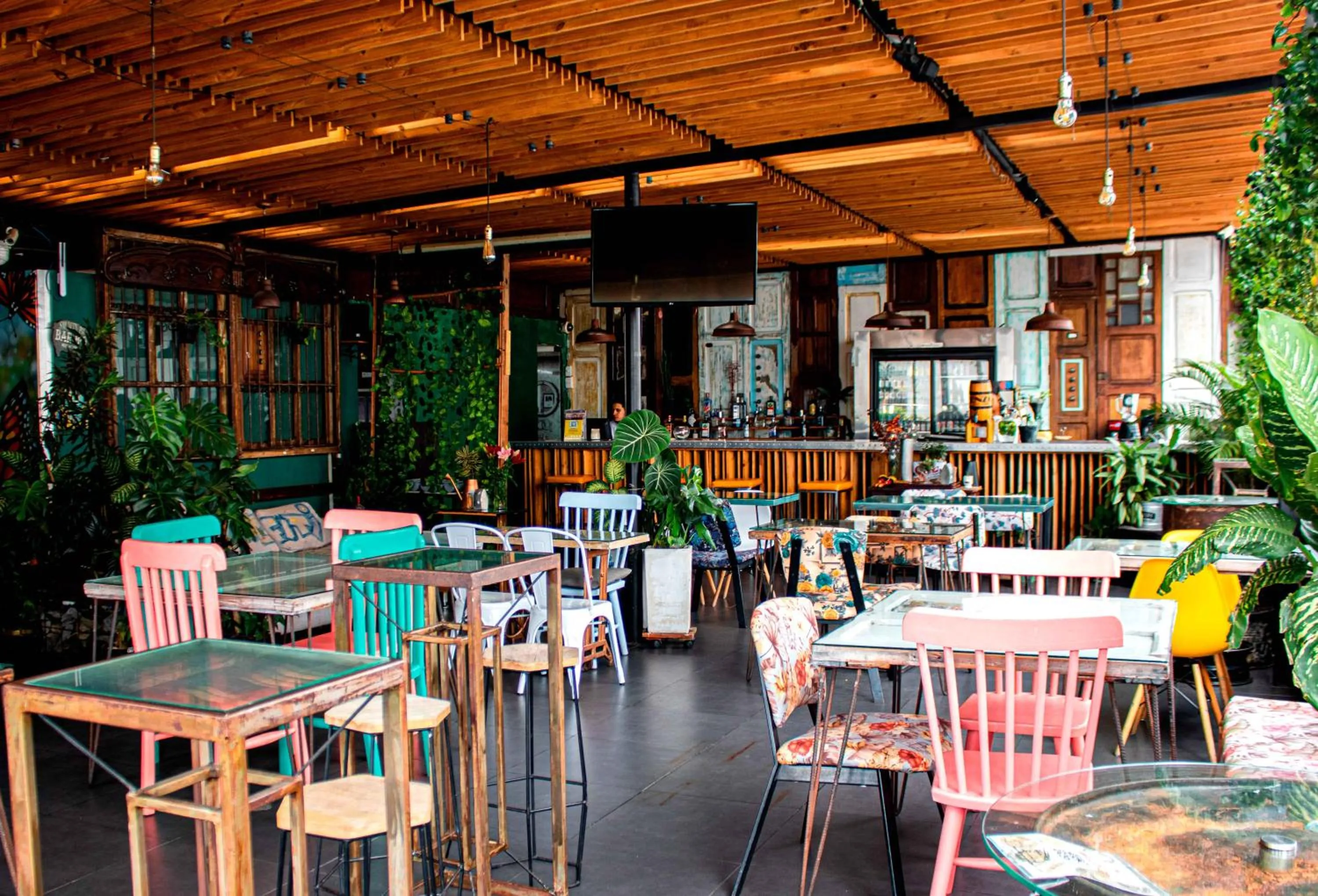 Restaurant/Places to Eat in Hotel Galeria Medellin