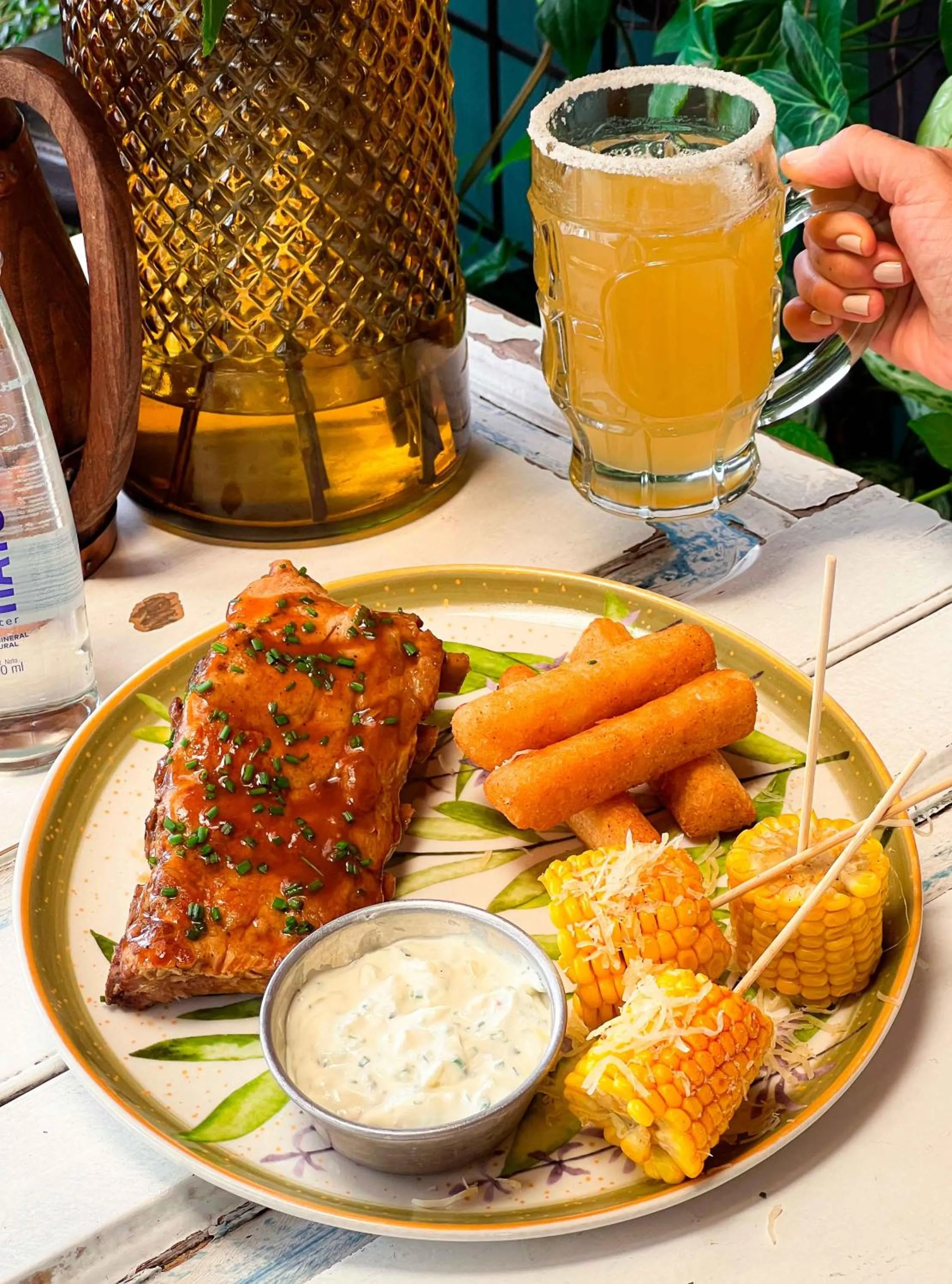 Restaurant/places to eat in Hotel Galeria Medellin