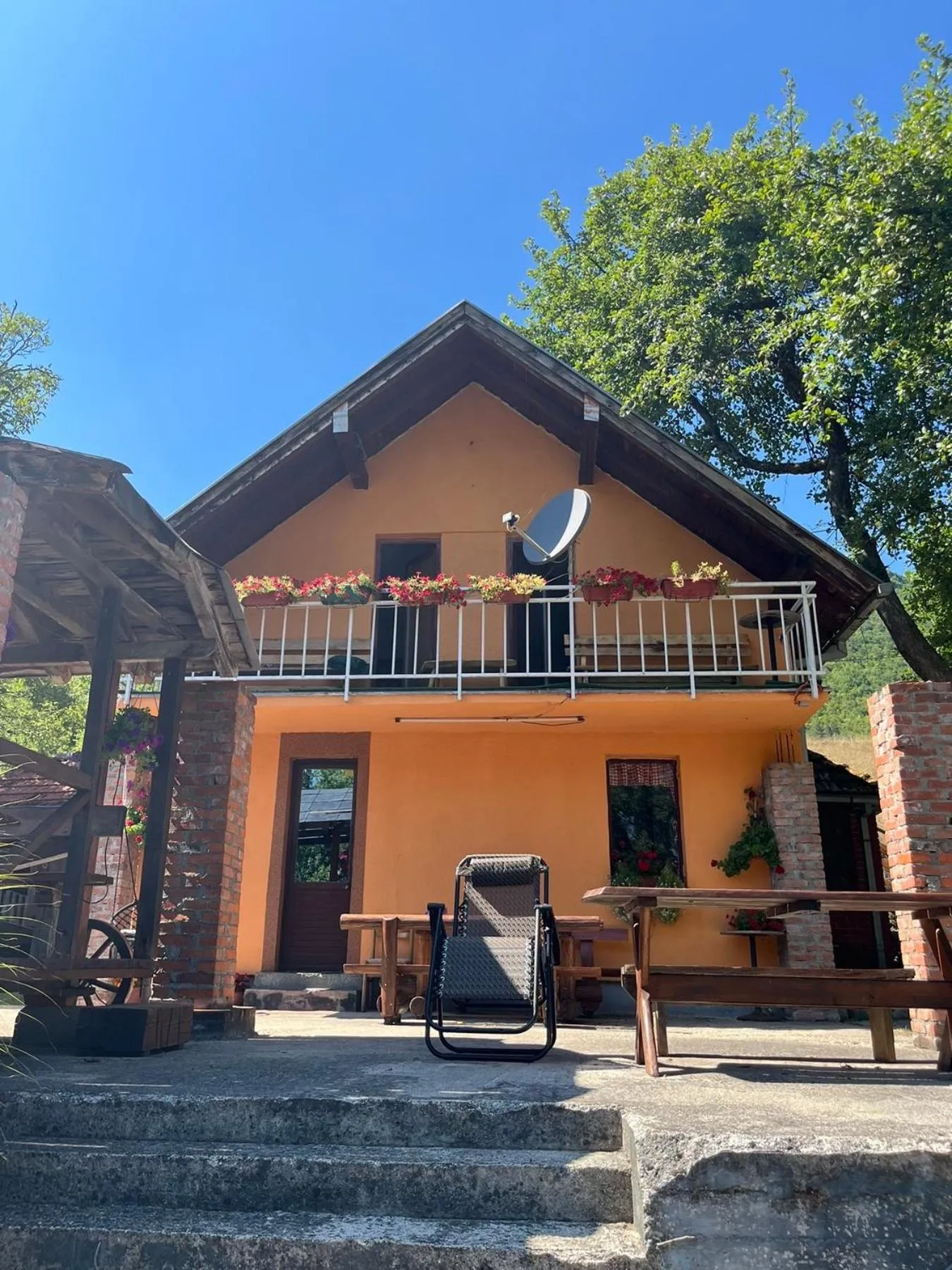 Bed and Breakfast Family Djukic