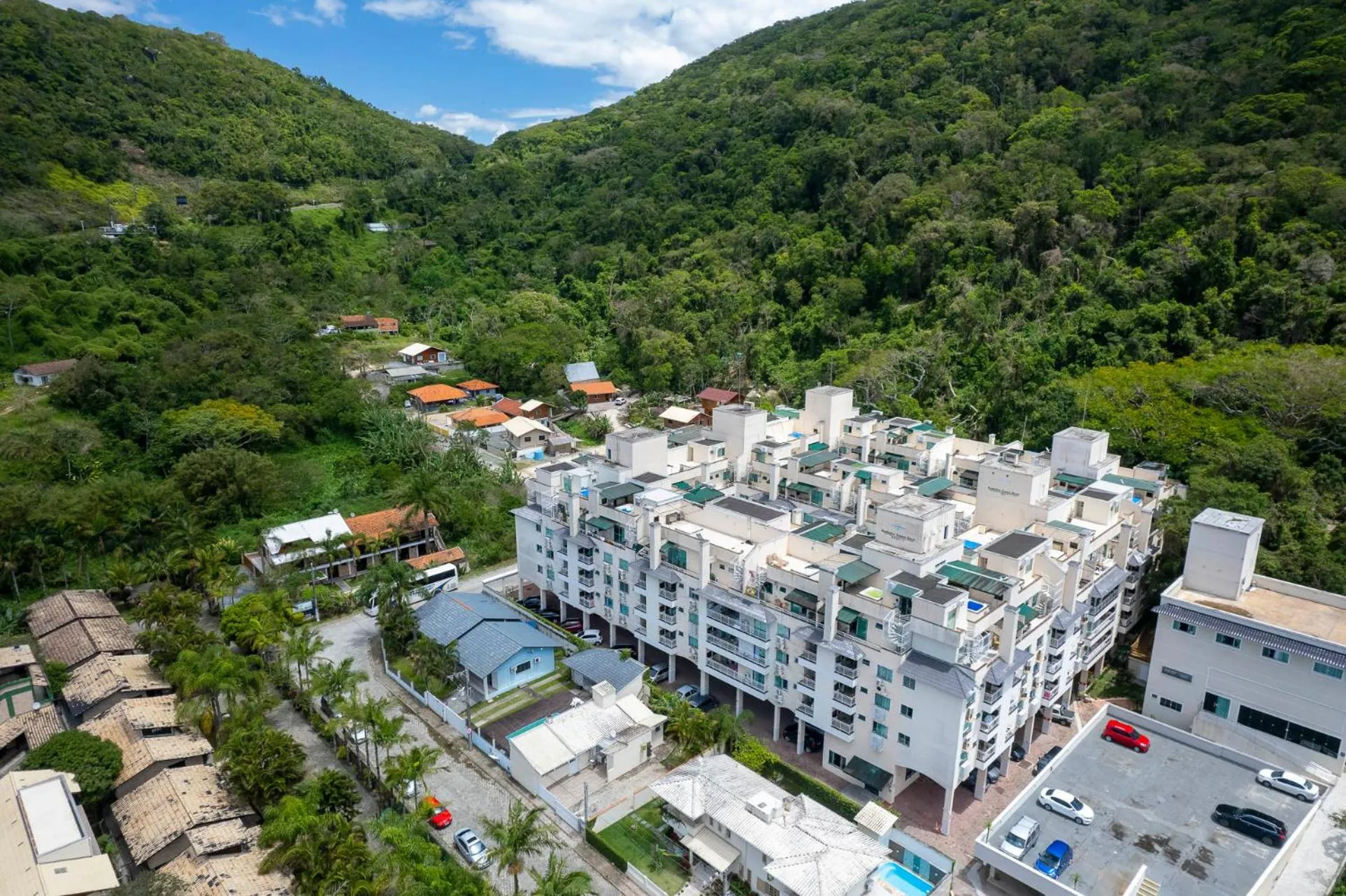 Natural landscape in Bombinhas Summer Beach APT 333