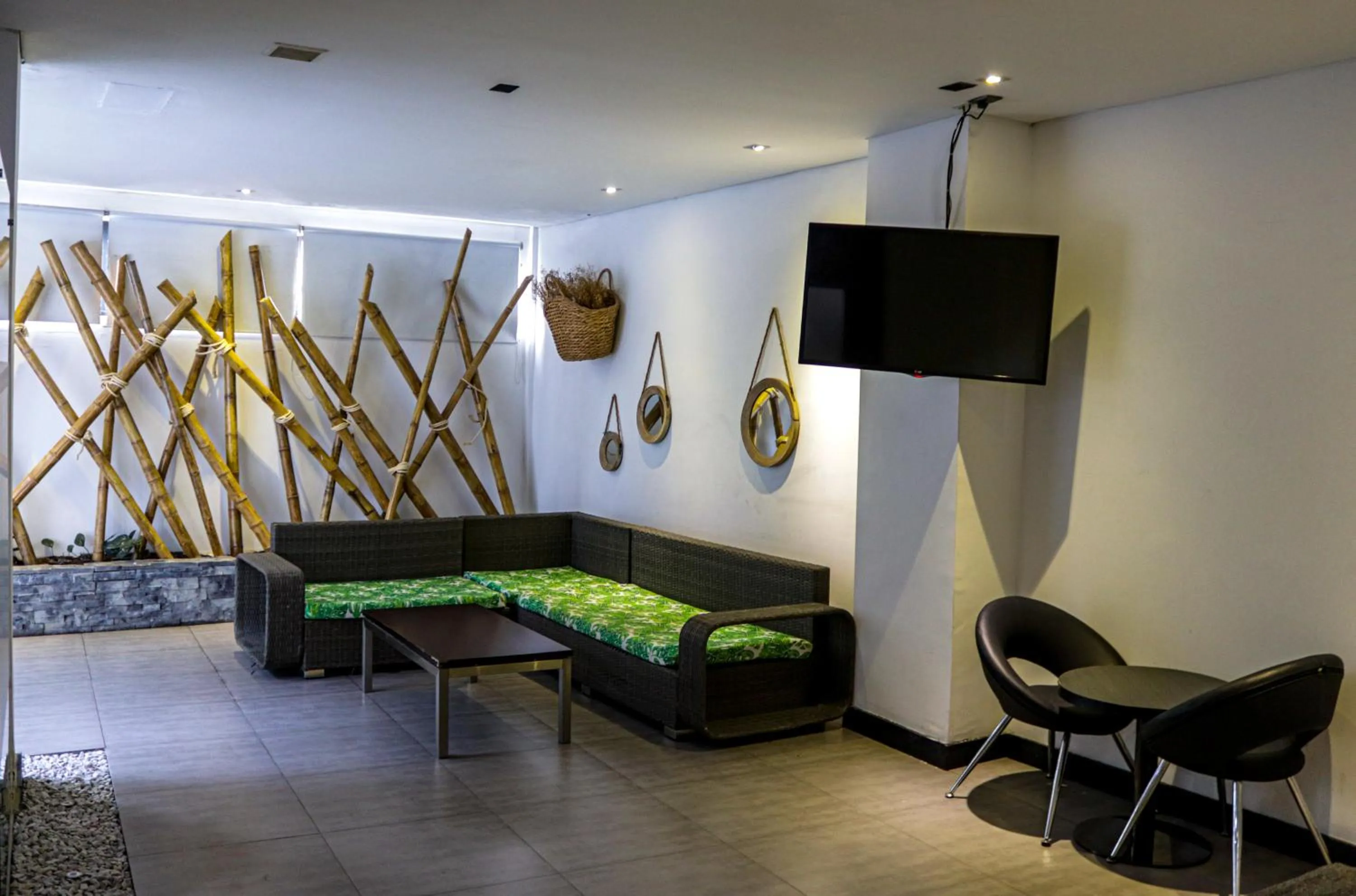 TV and multimedia in Hotel 47 Medellin Center