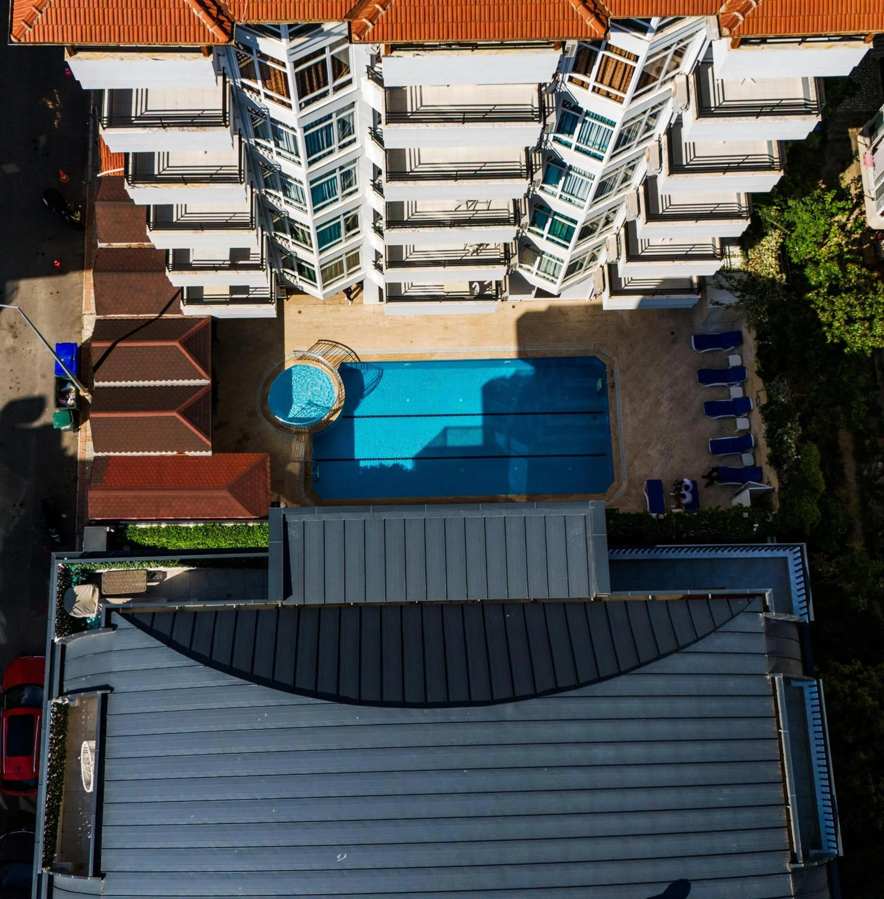 Property building in Casa Cleo Suit Hotel