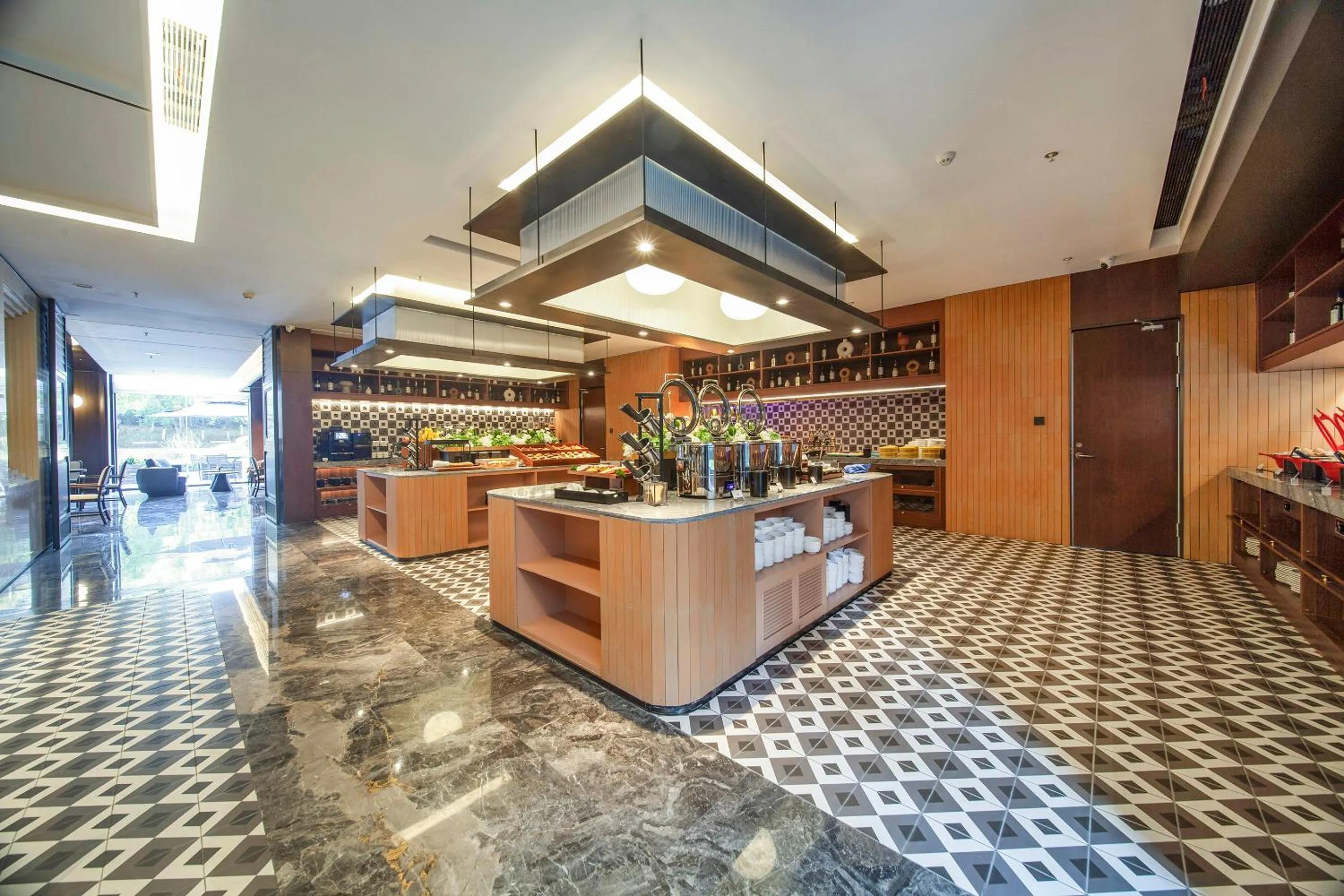 Restaurant/places to eat in Nanjing Fanyue Plaza Intercity Hotel