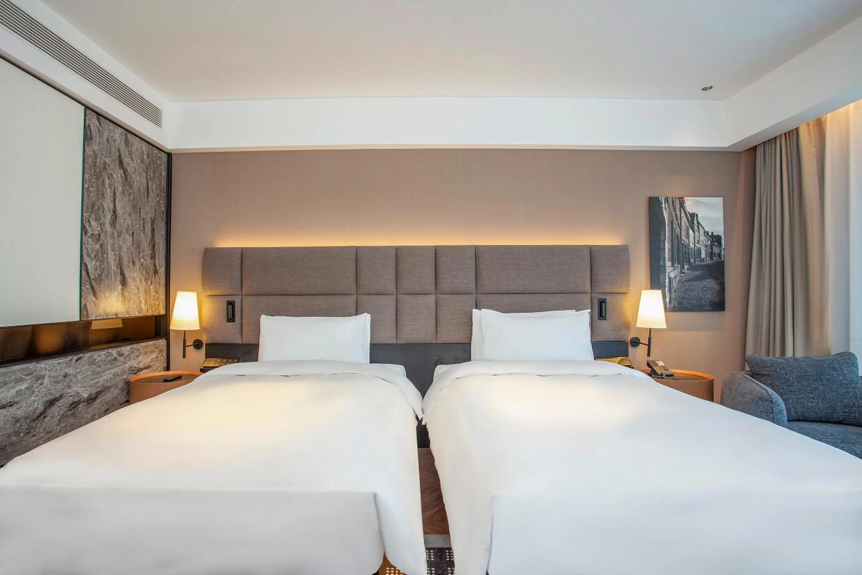 Nanjing Fanyue Plaza Intercity Hotel