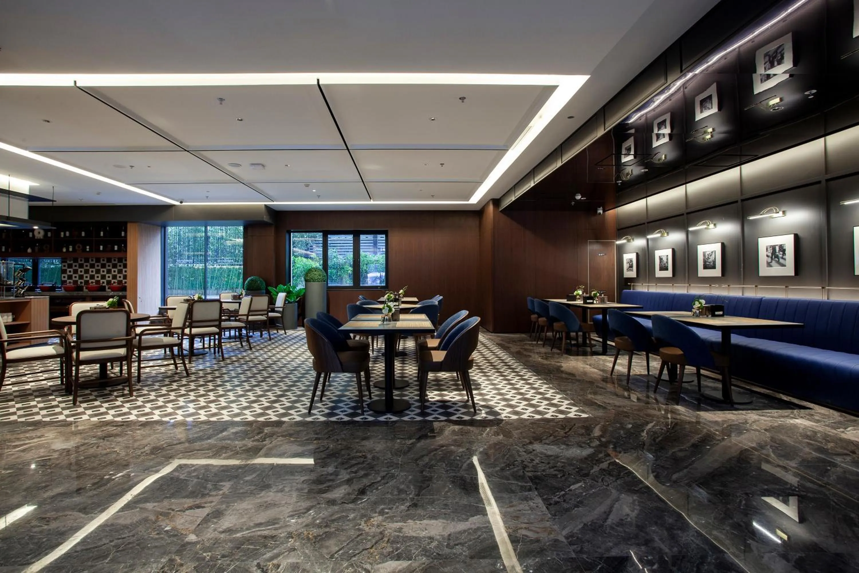 Restaurant/places to eat in Nanjing Fanyue Plaza Intercity Hotel