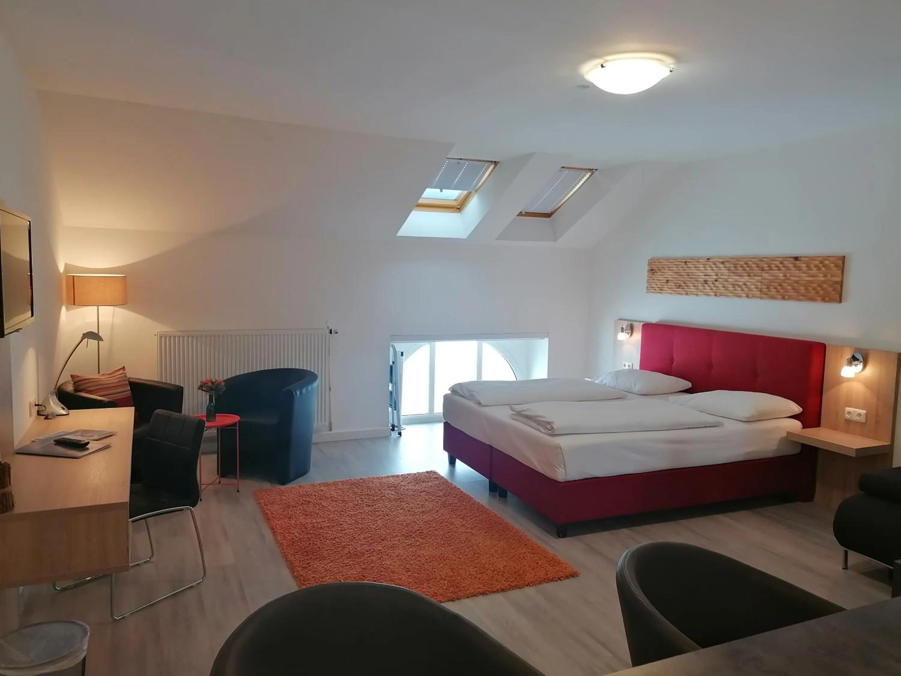 Property building, Bed in Das Karl August