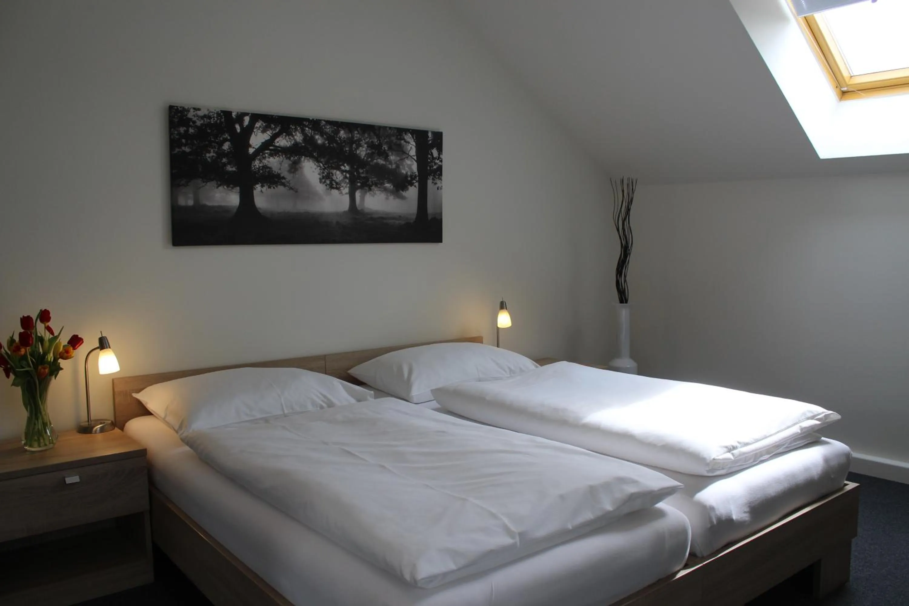 Photo of the whole room, Bed in Das Karl August