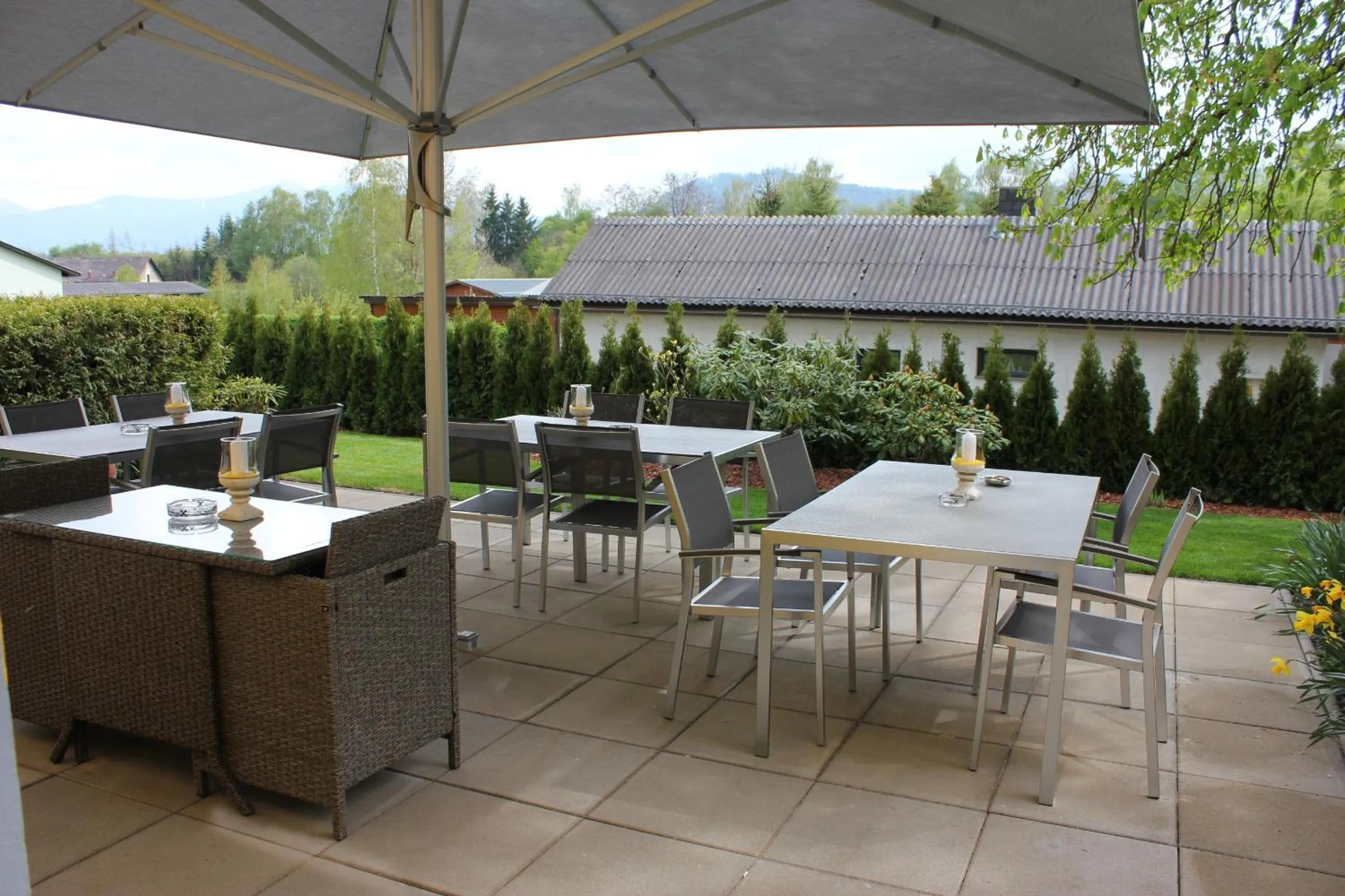 Staff in Das Karl August