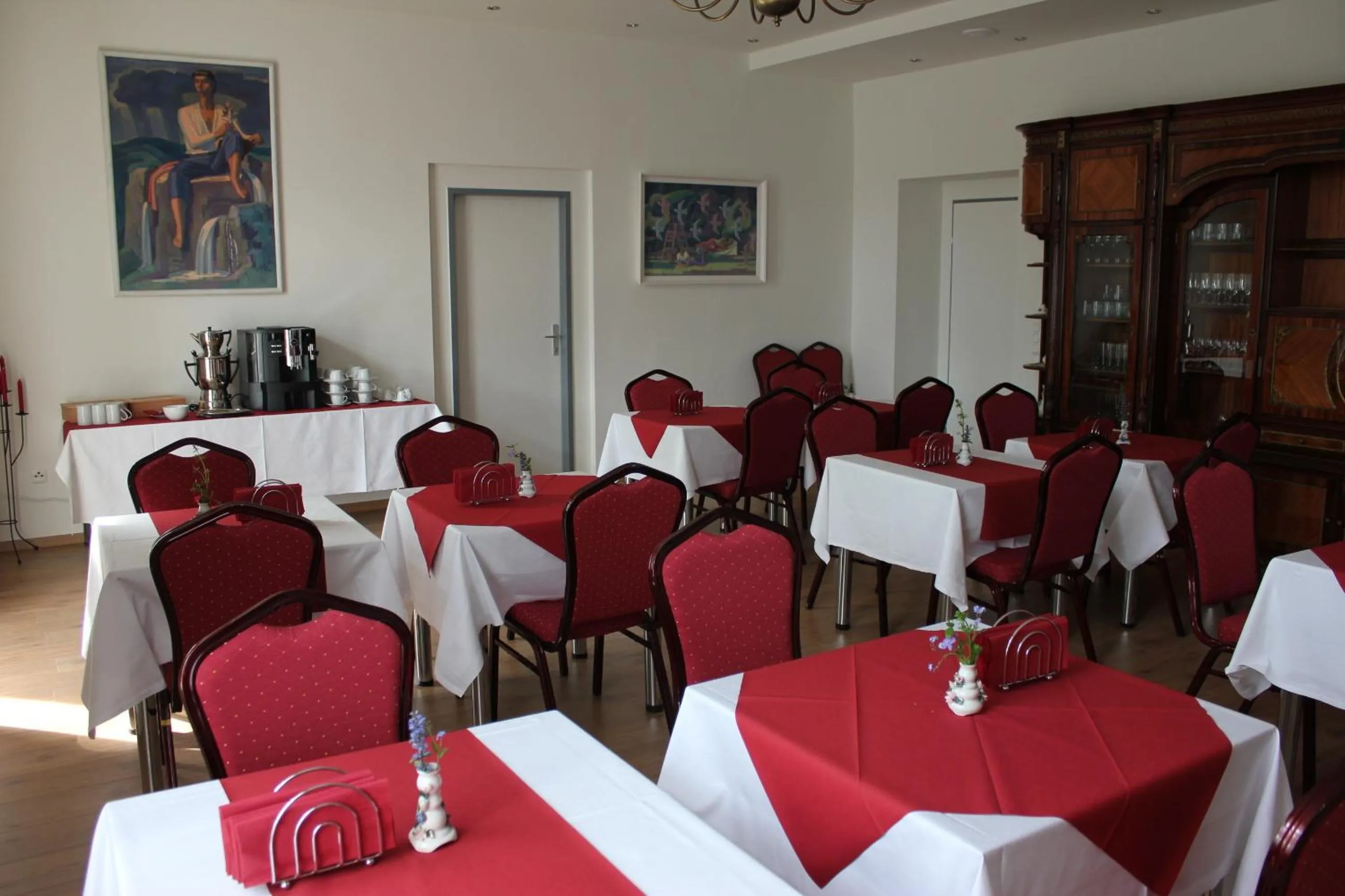 Restaurant/places to eat in Das Karl August