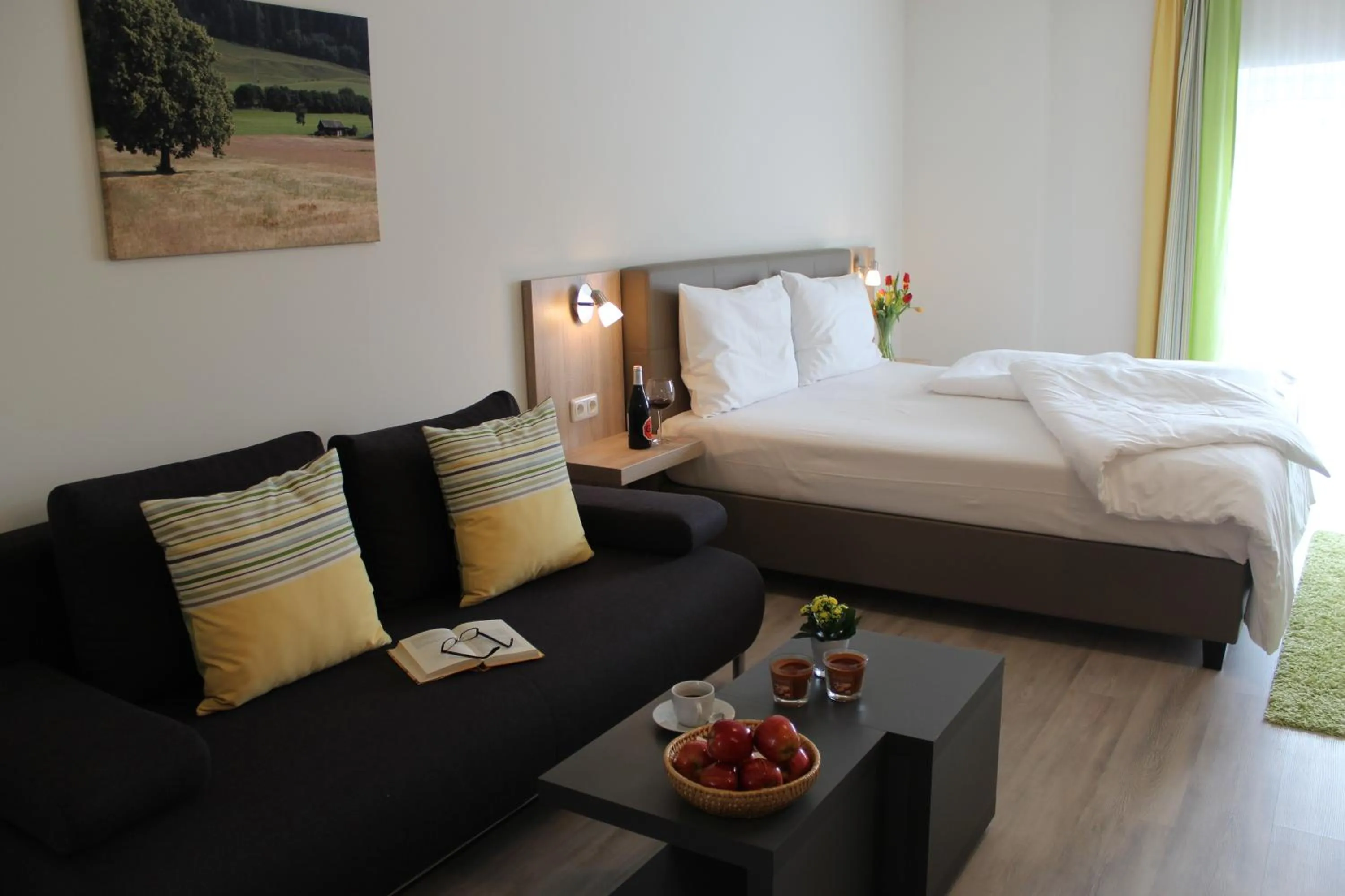 Photo of the whole room, Bed in Das Karl August