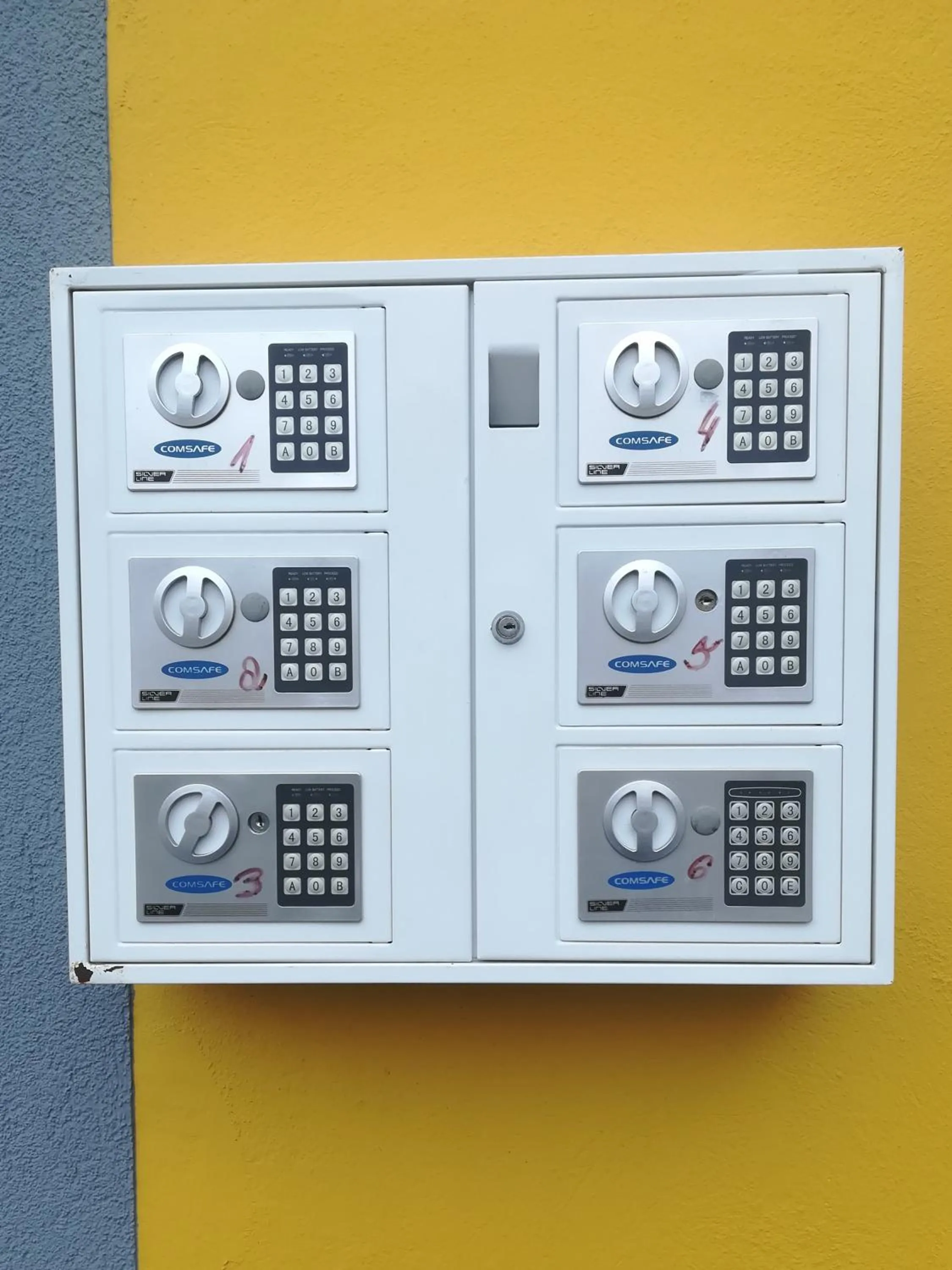 Facade/entrance in Das Karl August