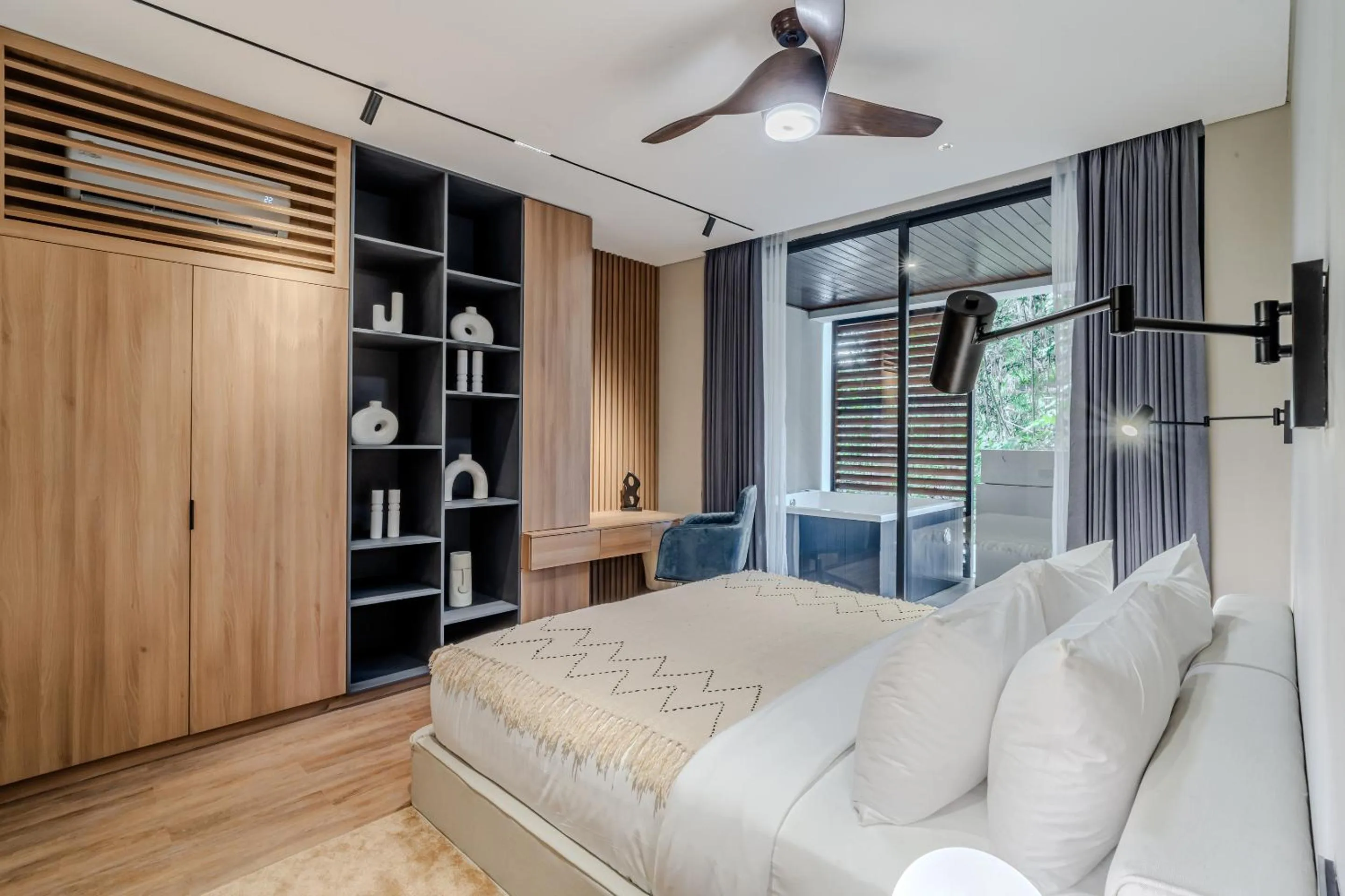 Bed in Alex Villas Complex N3