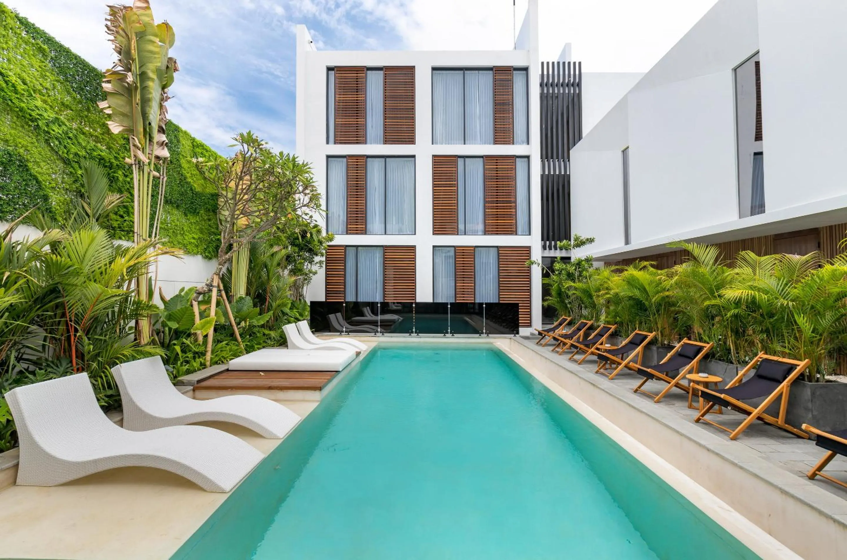 Property building in Alex Villas Complex N3