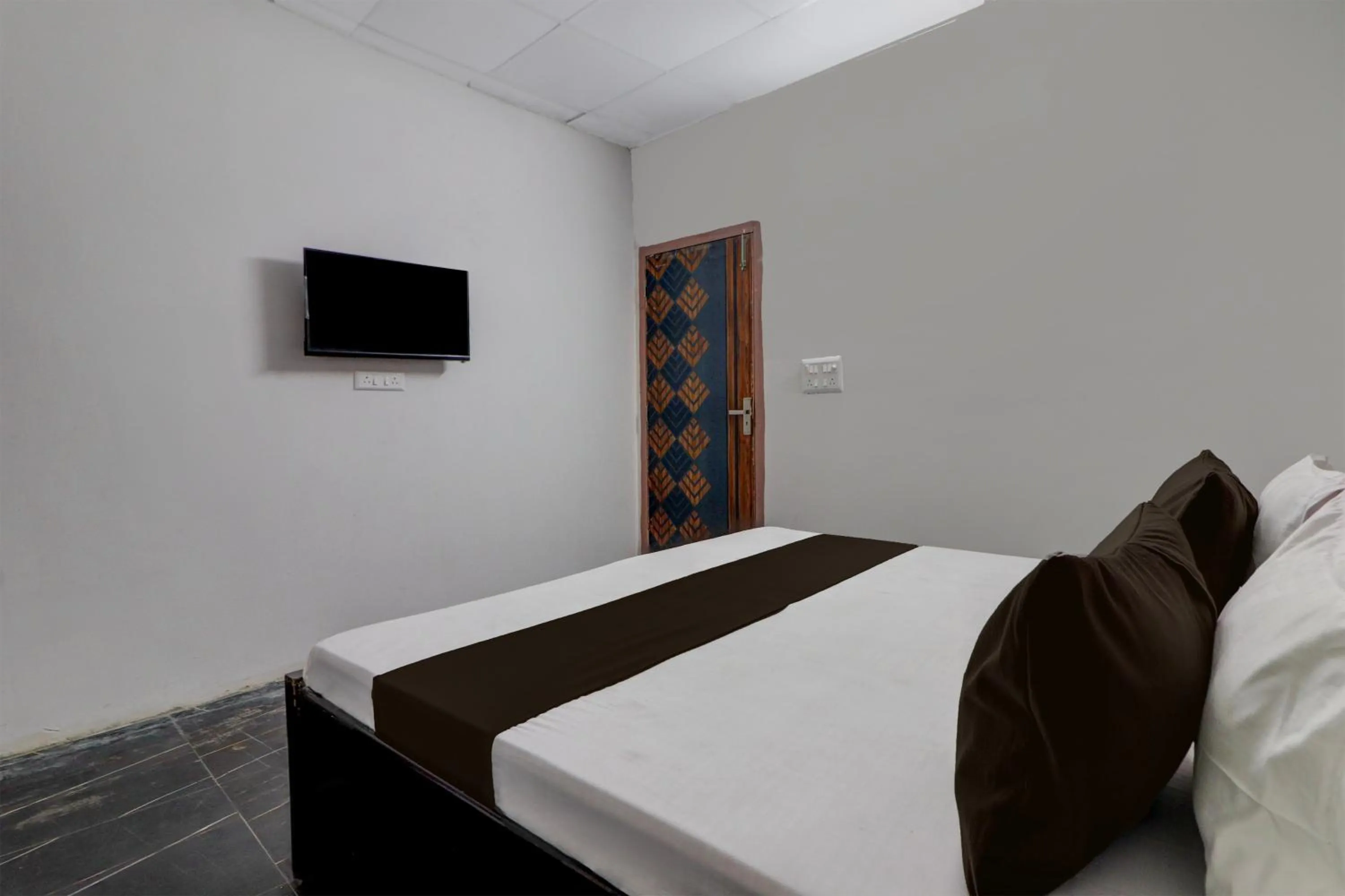 Bedroom, Bed in Hotel O Hotel Feel Inn