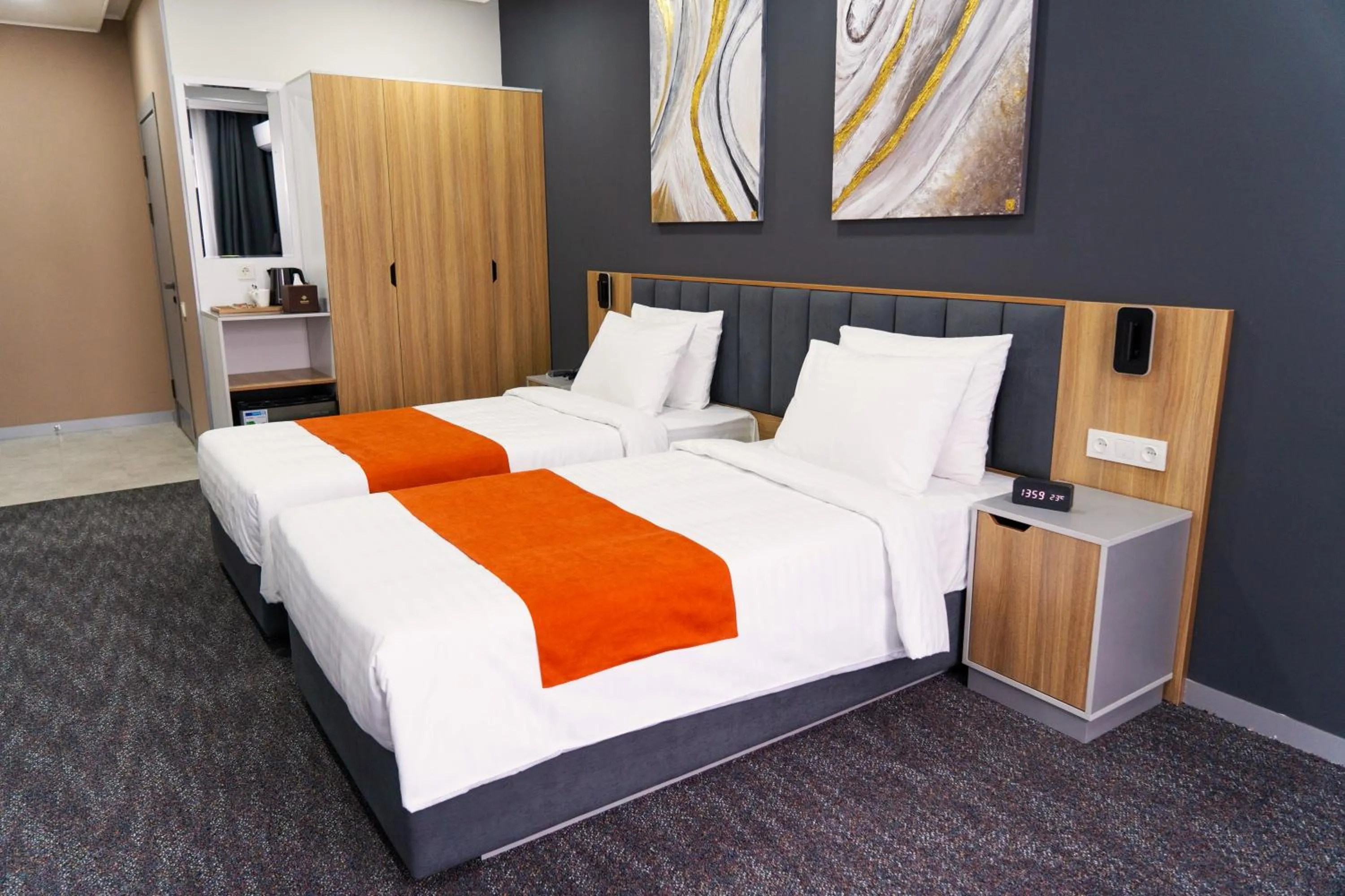 Property building, Bed in Nuovo Boutique Hotel