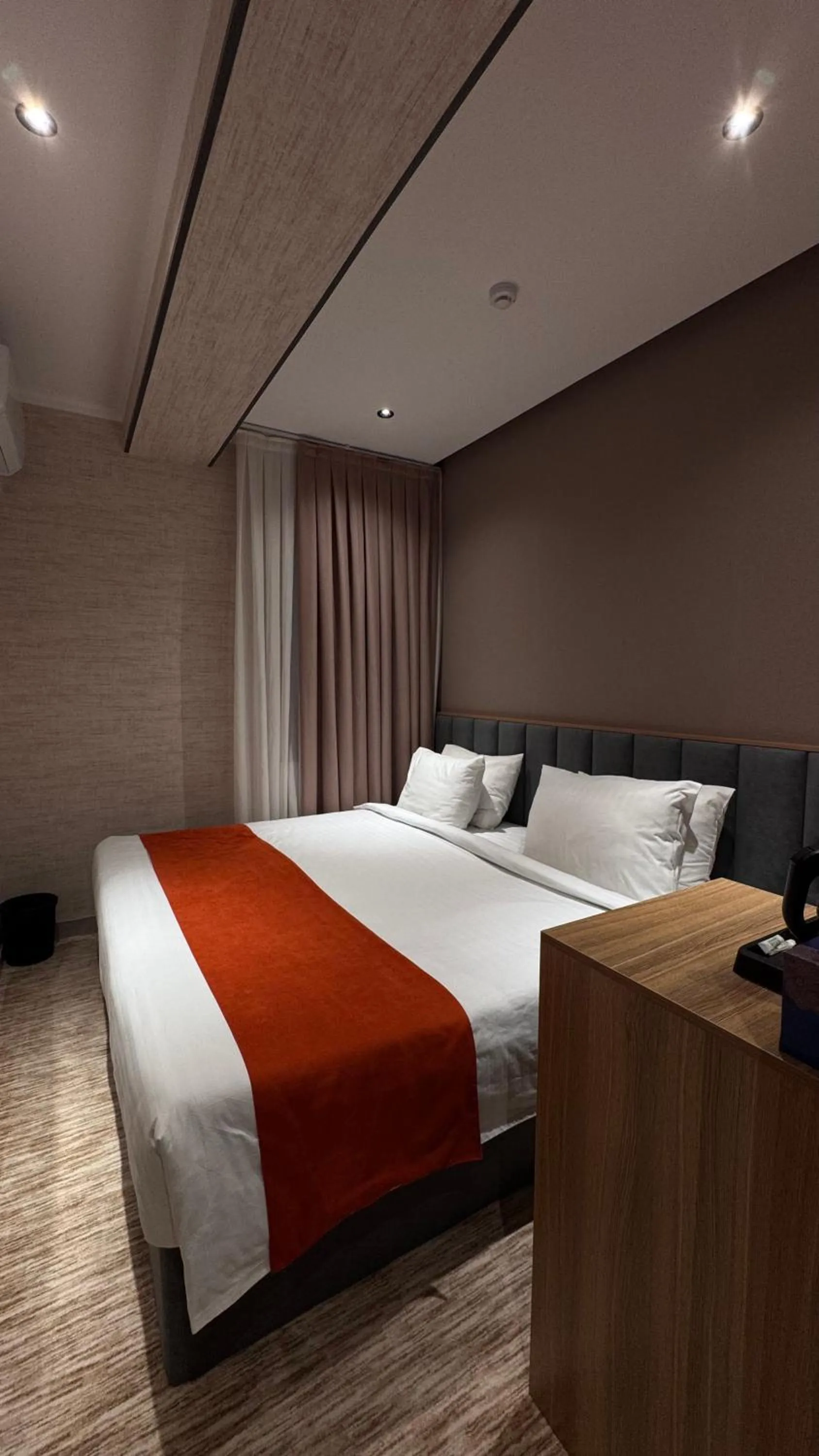 Bedroom, Bed in Nuovo Boutique Hotel