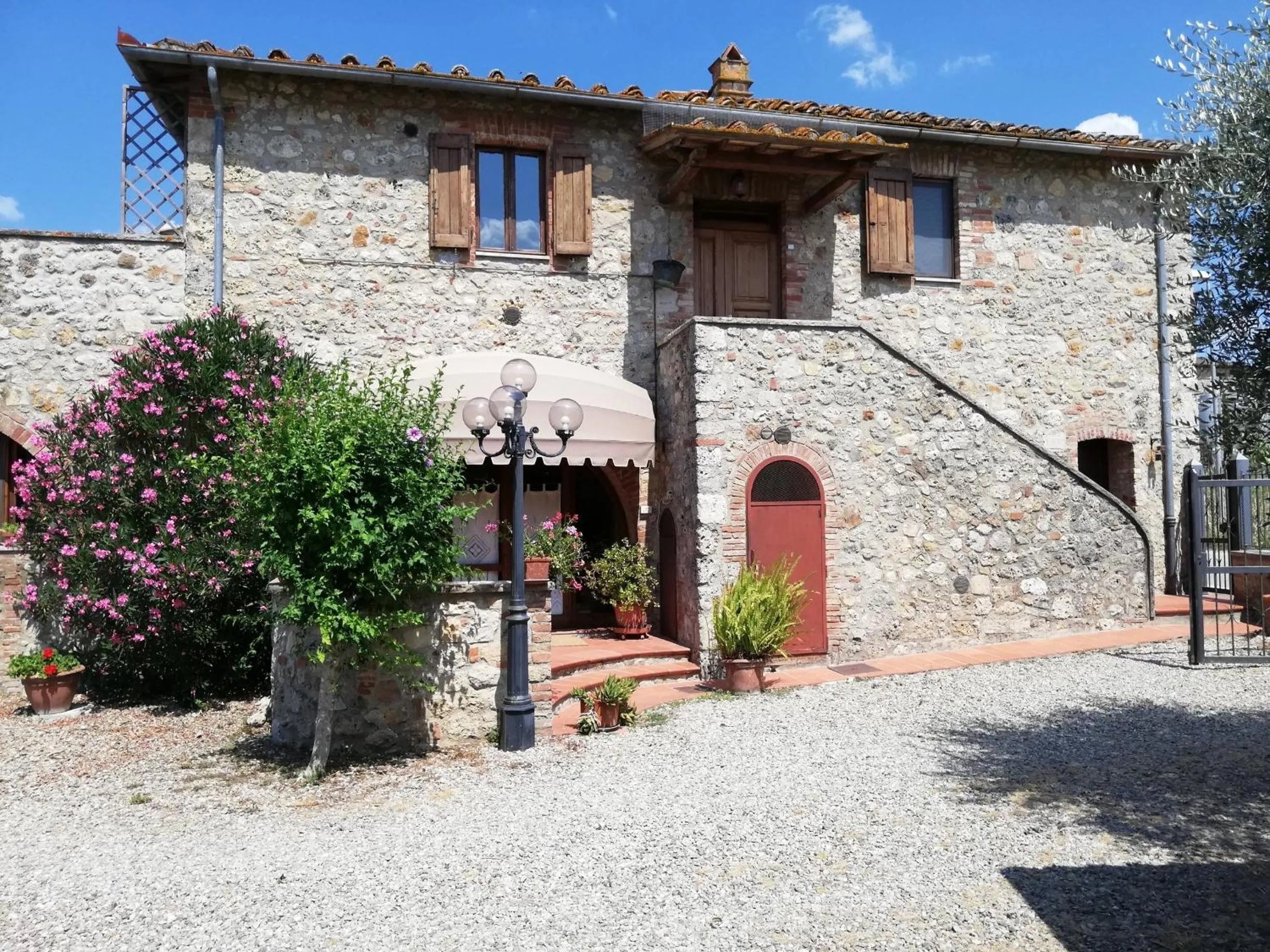 Property building in Podere Lornanino