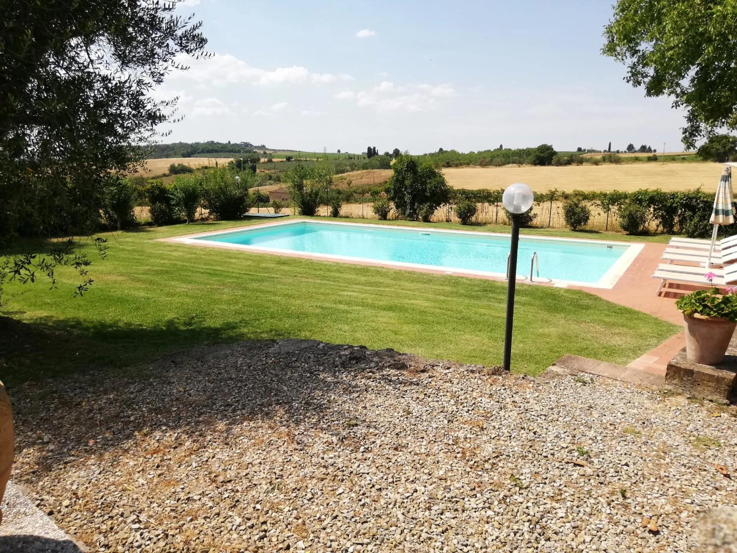 Pool view in Podere Lornanino