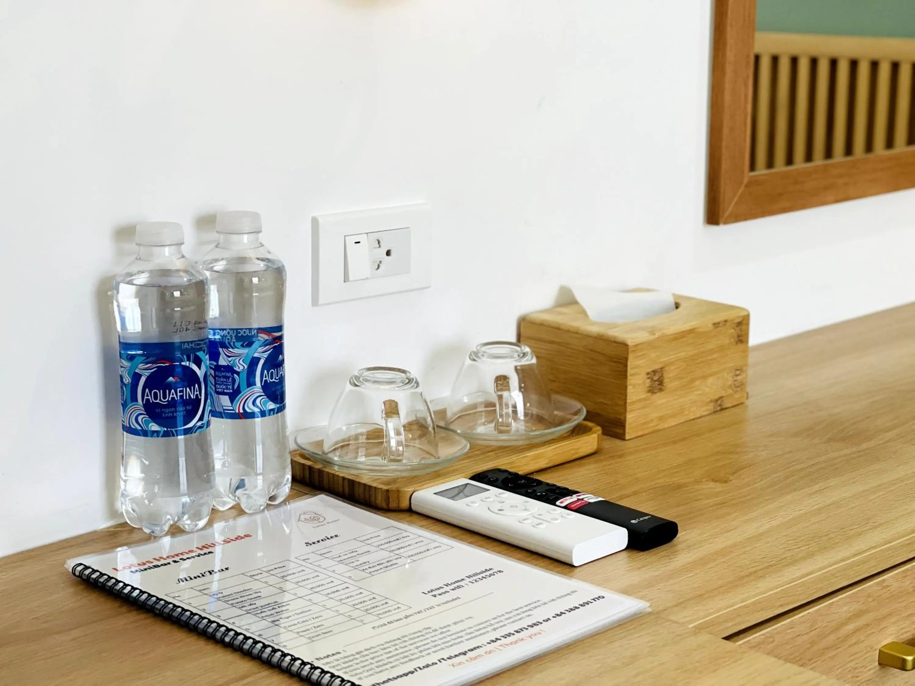 Food and drinks in Lotus Home Hillside