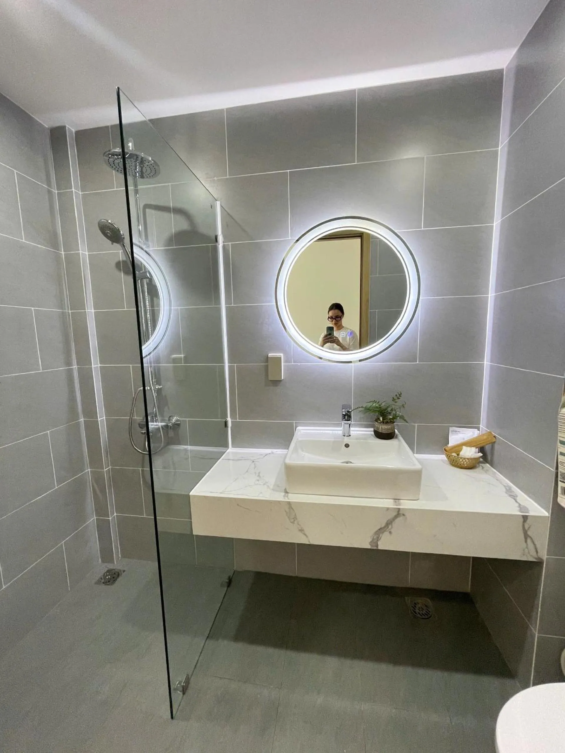 Shower in Lotus Home Hillside