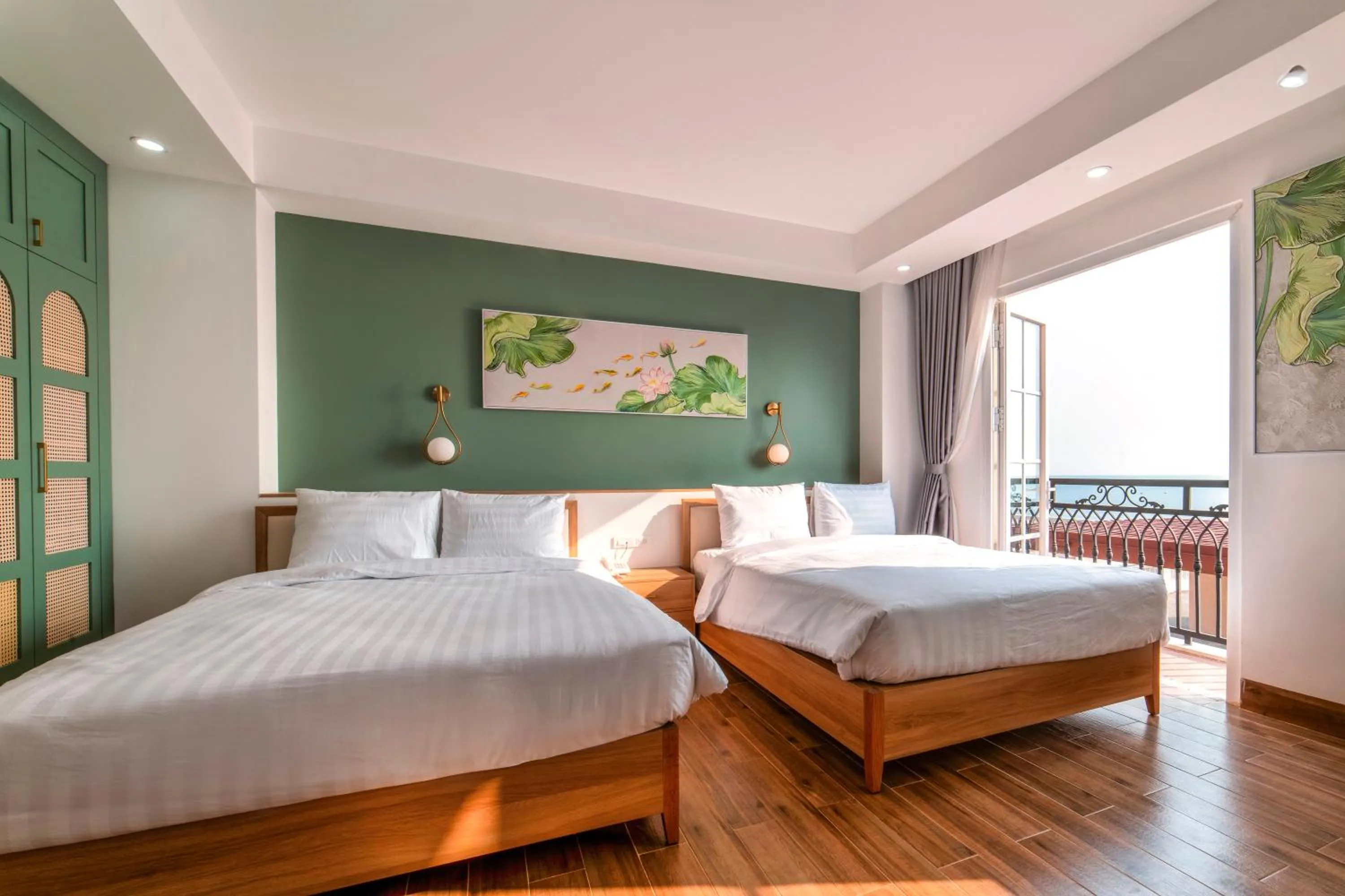 Bed in Lotus Home Hillside